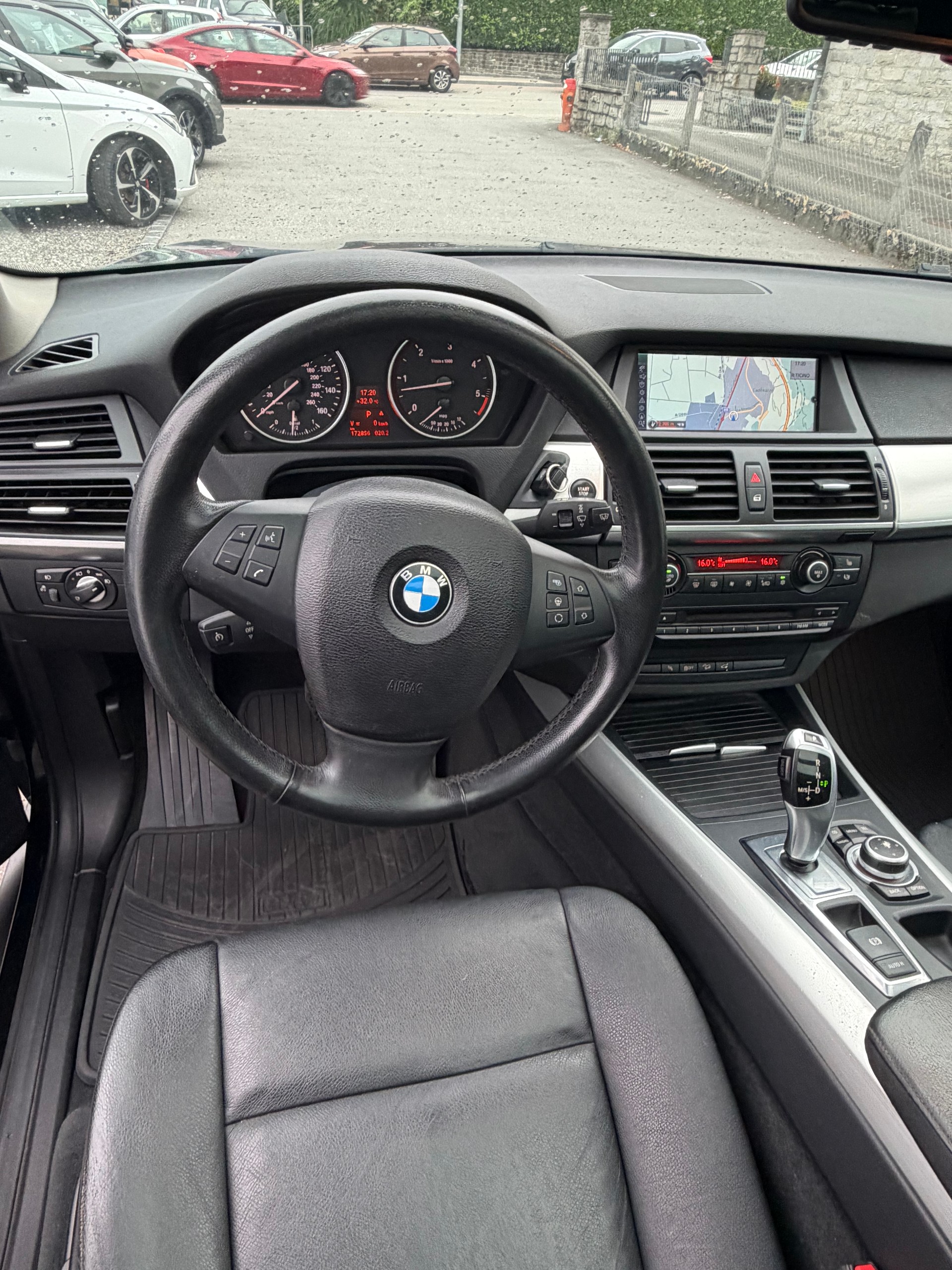 BMW X5 xDrive 30d USA Version 7 Platz-image-8