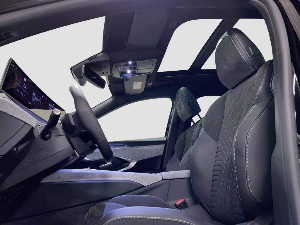 PEUGEOT 5008 1.6 PHEV 225 GT-image-6