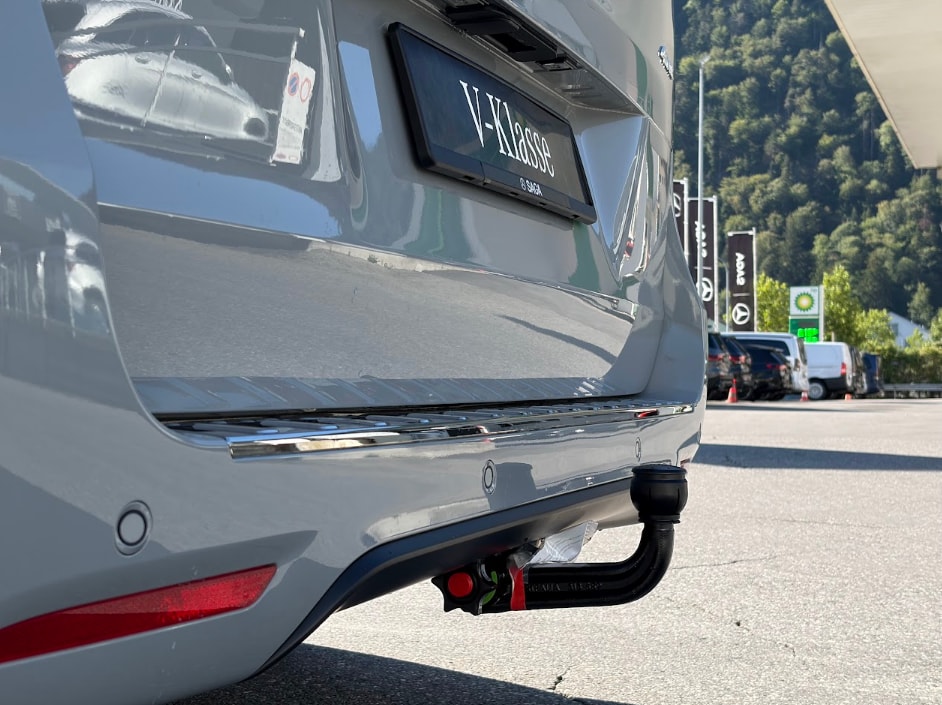 MERCEDES-BENZ V 300 d Exclusive L SWISS EDITION 4MATIC-image-9