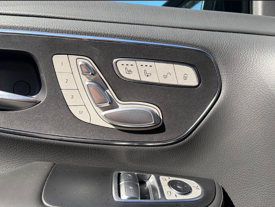 MERCEDES-BENZ V 300 d Exclusive L SWISS EDITION 4MATIC-image-20