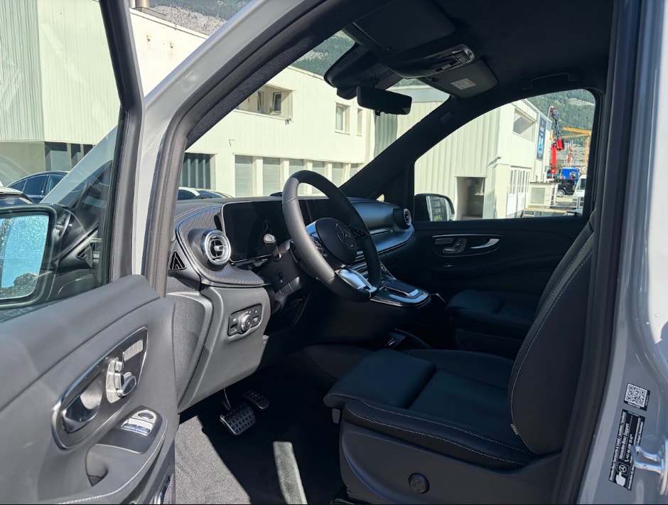 MERCEDES-BENZ V 300 d Exclusive L SWISS EDITION 4MATIC-image-18