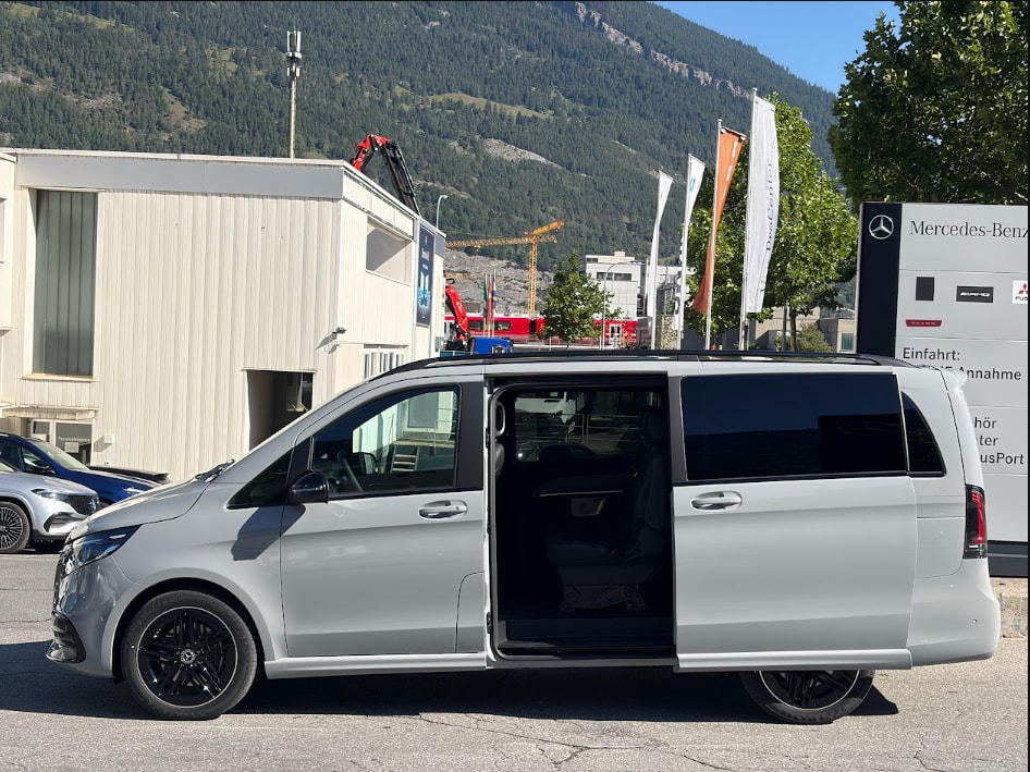 MERCEDES-BENZ V 300 d Exclusive L SWISS EDITION 4MATIC-image-5