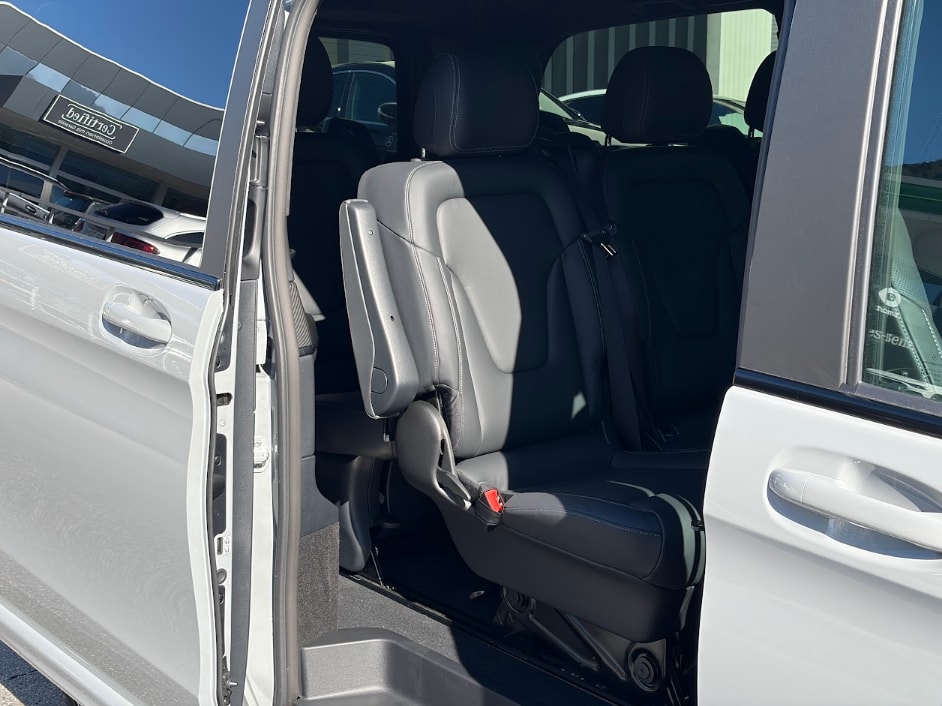 MERCEDES-BENZ V 300 d Exclusive L SWISS EDITION 4MATIC-image-16