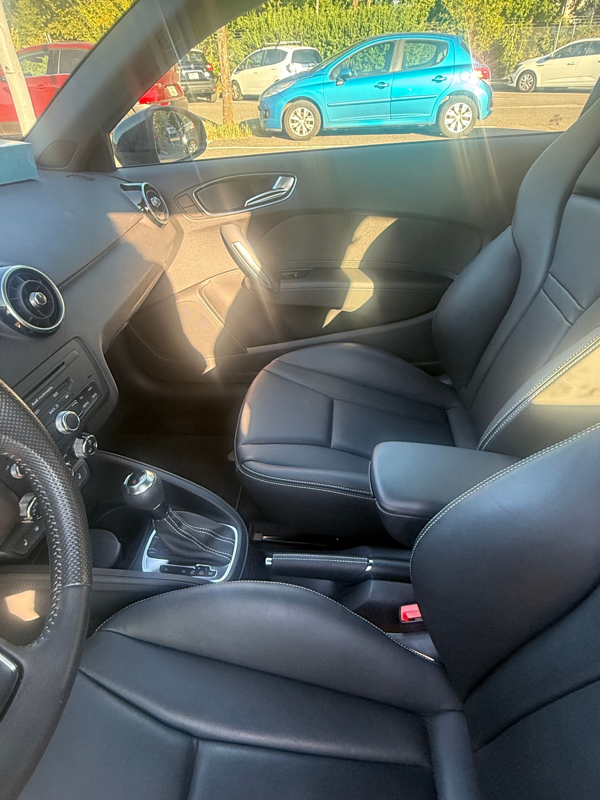 AUDI 1.4 TFSI Ambition S-Tronic-image-7