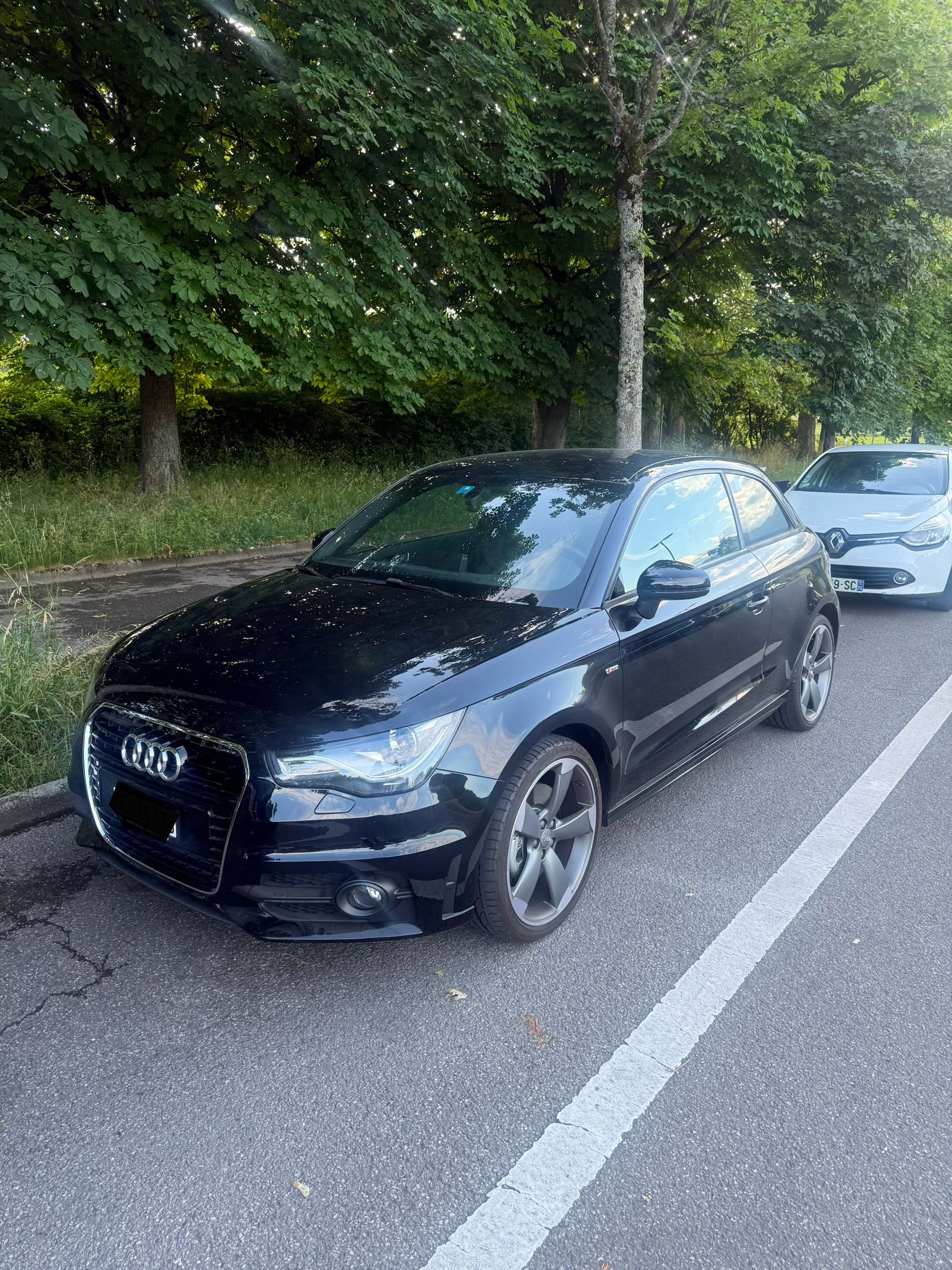 AUDI 1.4 TFSI Ambition S-Tronic-image-2