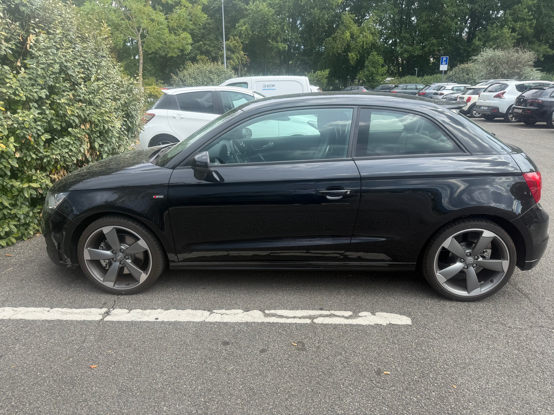 AUDI 1.4 TFSI Ambition S-Tronic-image-4