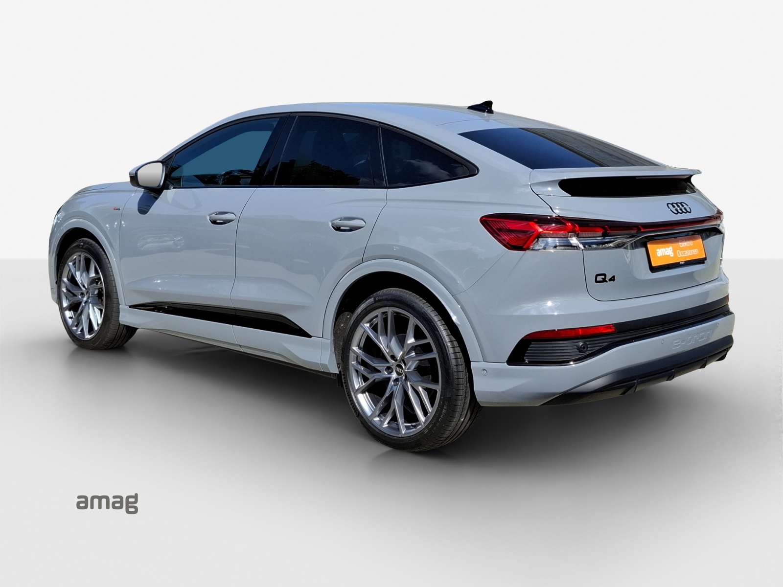 AUDI Q4 Sportback e-tron 50 quattro-image-2