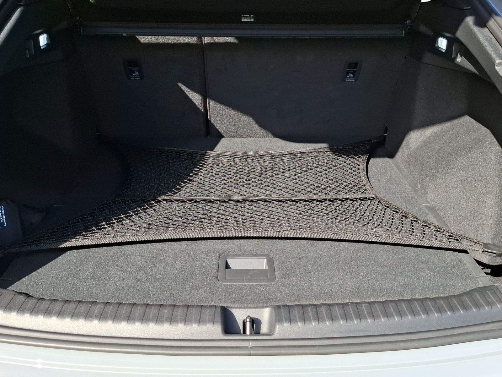 AUDI Q4 Sportback e-tron 50 quattro-image-12