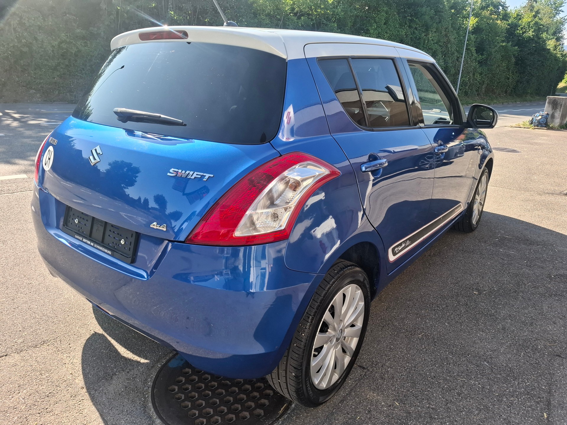 SUZUKI Swift 1.2i 16V PizSulai 4x4-image-2