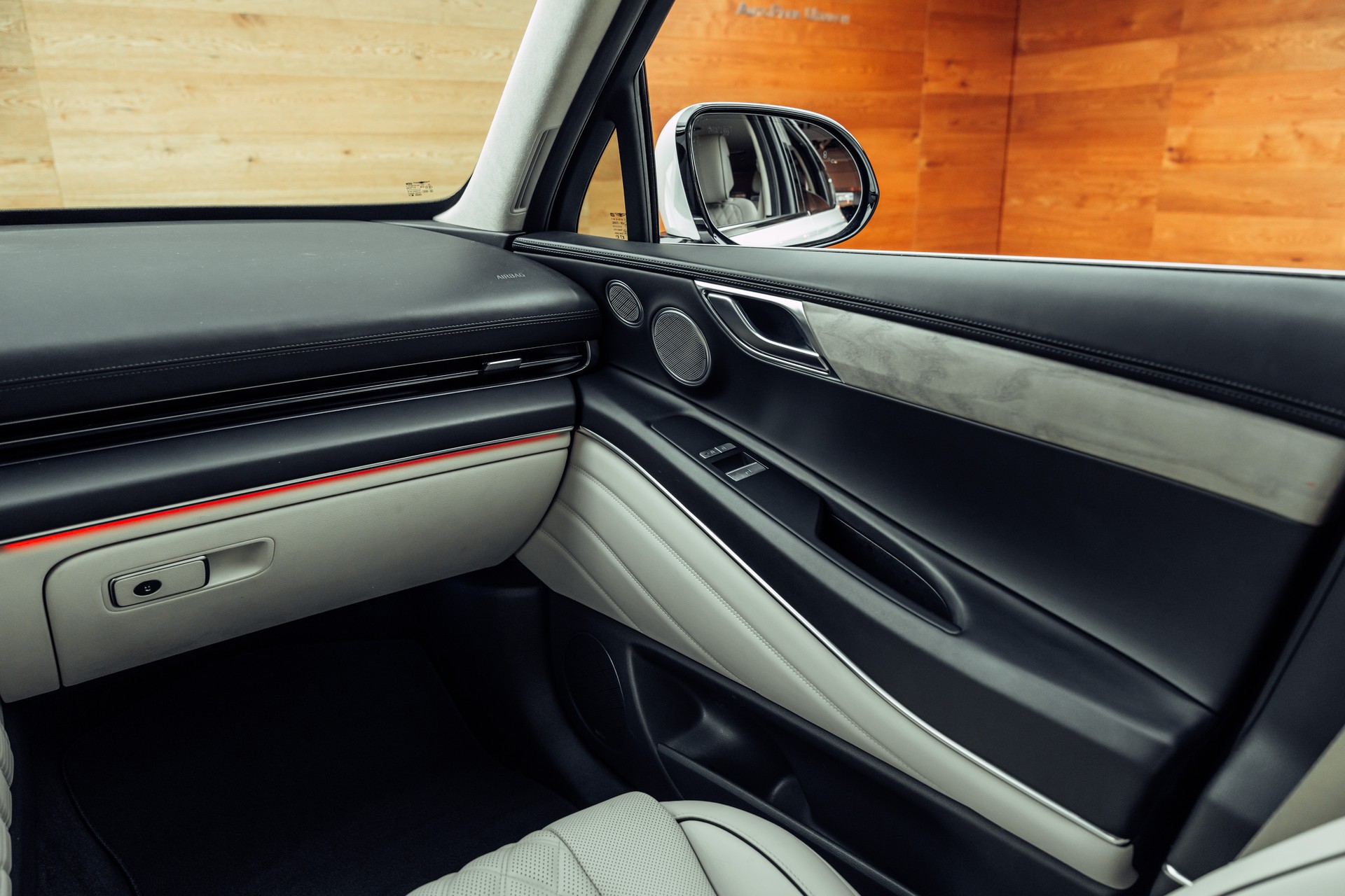 GENESIS GV80 3.0 CRDI Luxus 7 Seater AT8 AWD-image-11