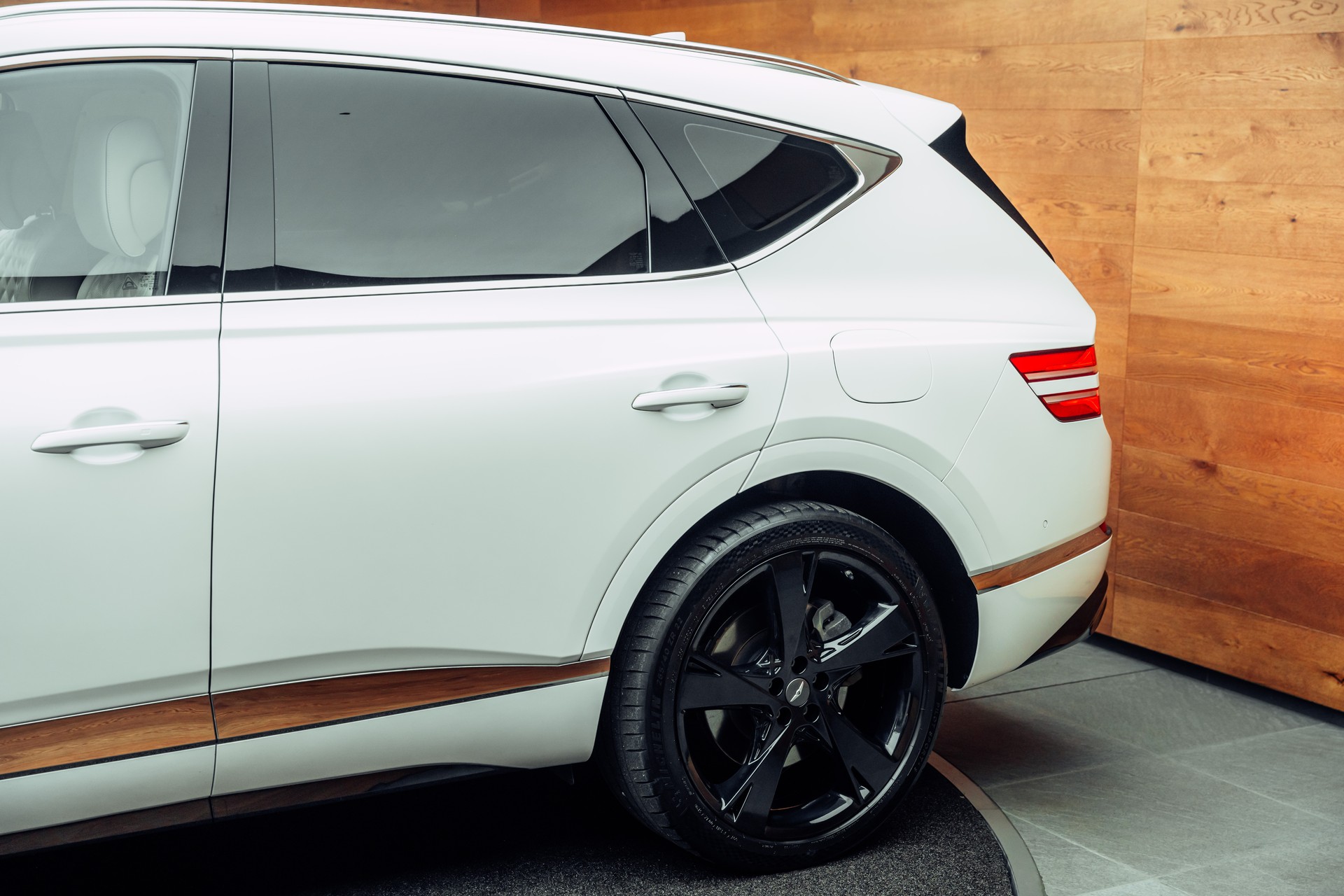 GENESIS GV80 3.0 CRDI Luxus 7 Seater AT8 AWD-image-19