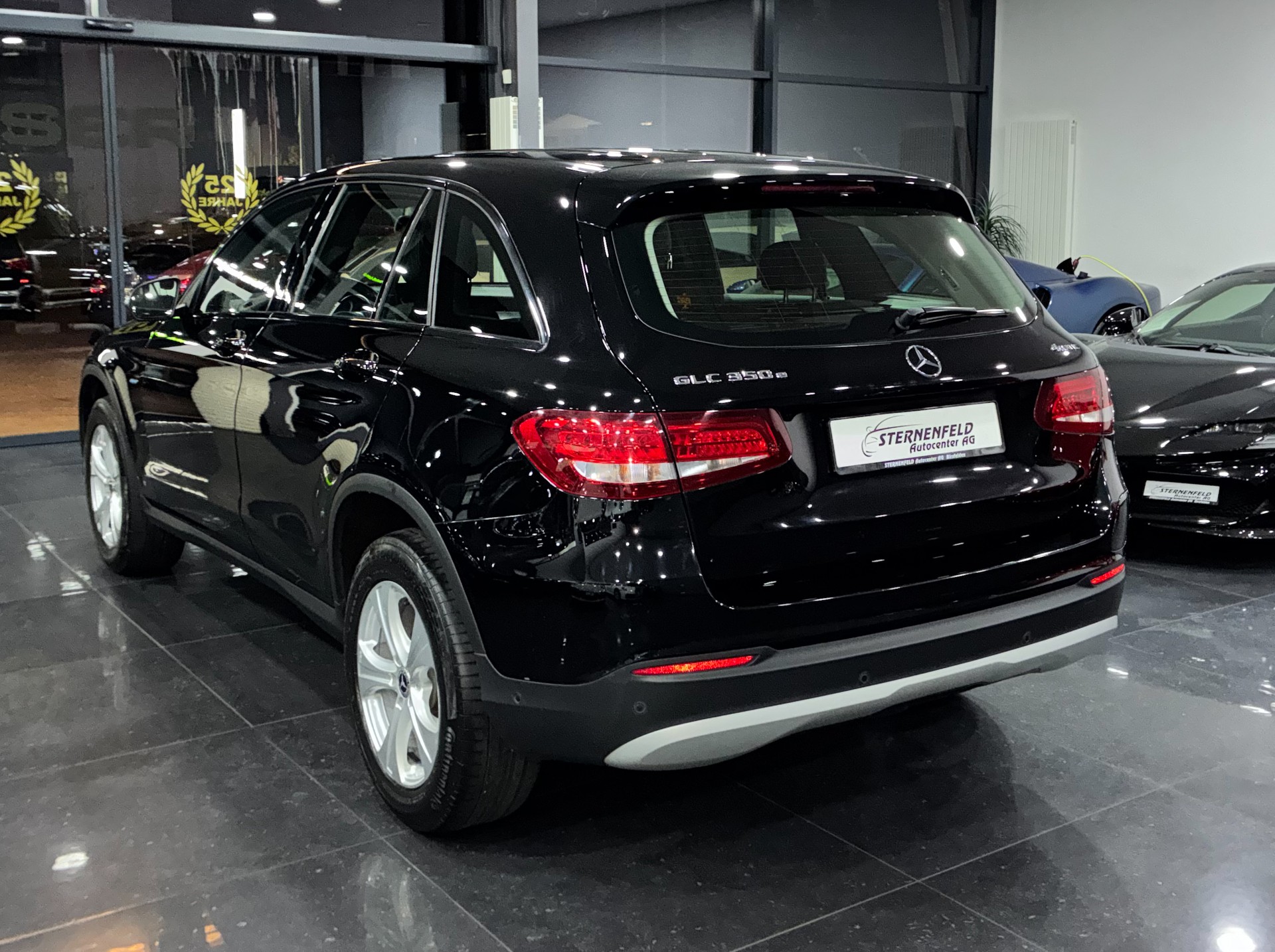 MERCEDES-BENZ GLC 350 e 4Matic 7G-Tronic-image-5