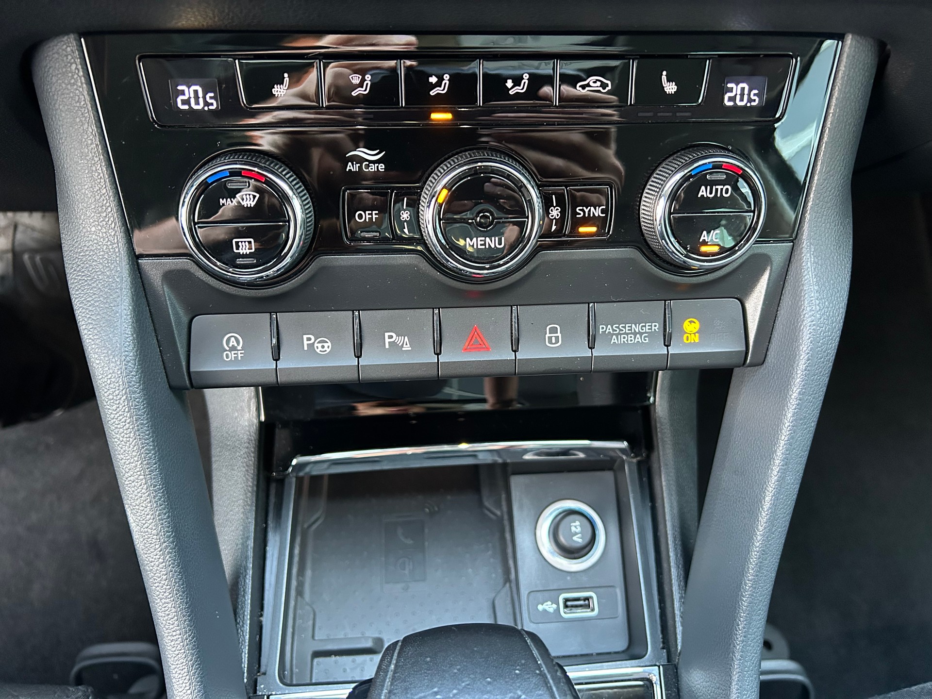 SKODA Karoq 1.5 TSI ACT Style DSG-image-11