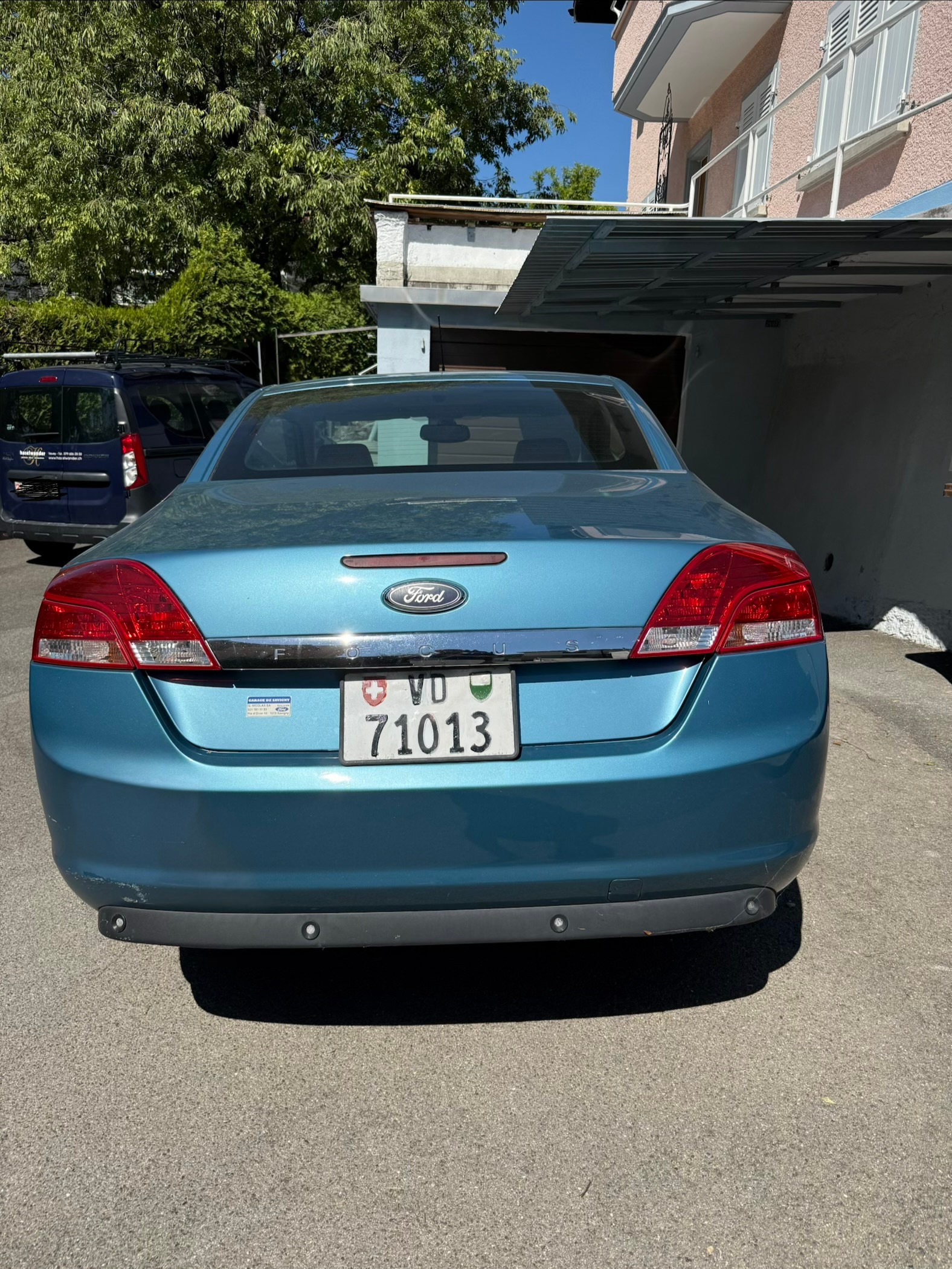 FORD 2.0i 16V Titanum-image-3