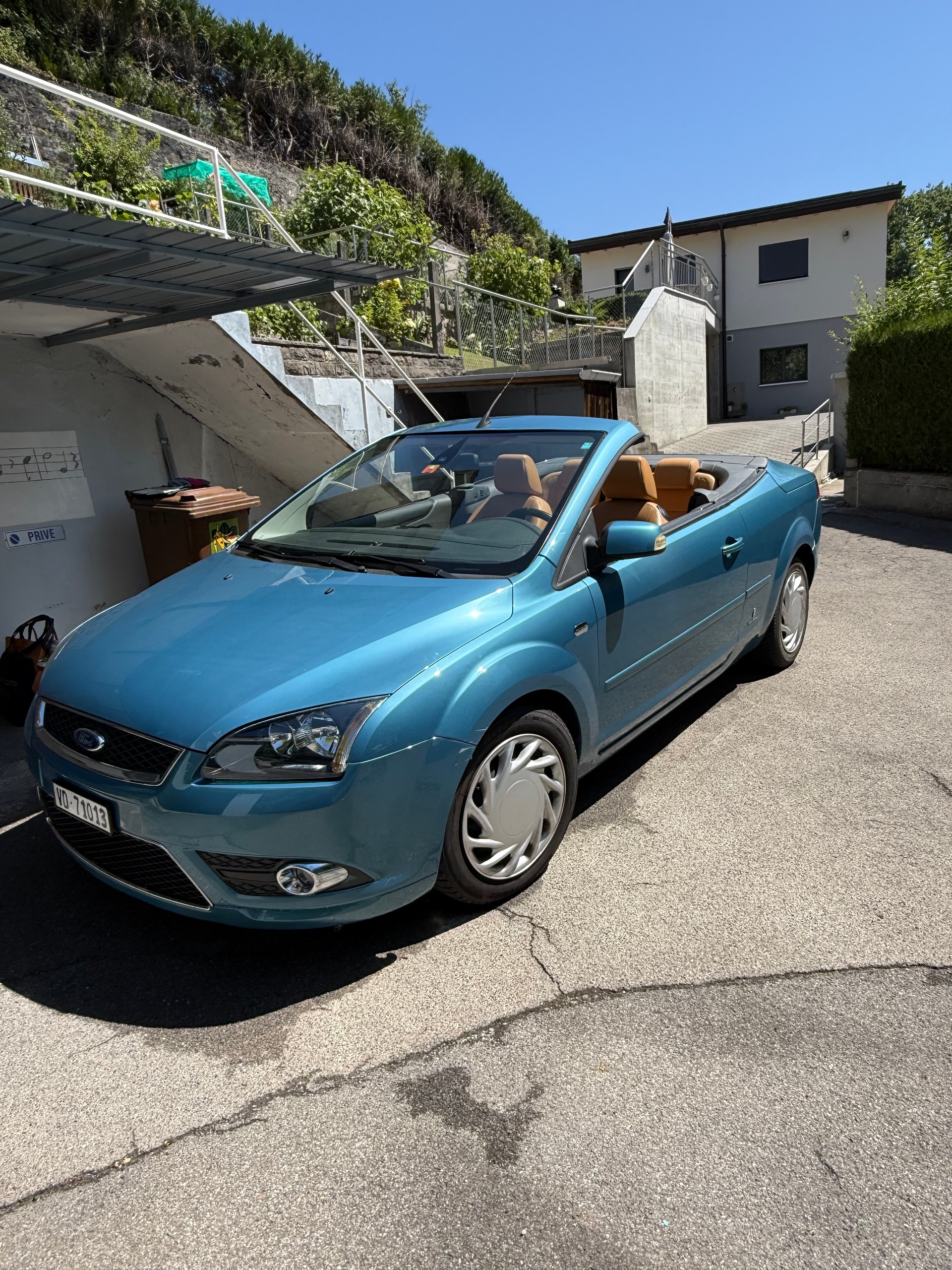 FORD 2.0i 16V Titanum-image-0