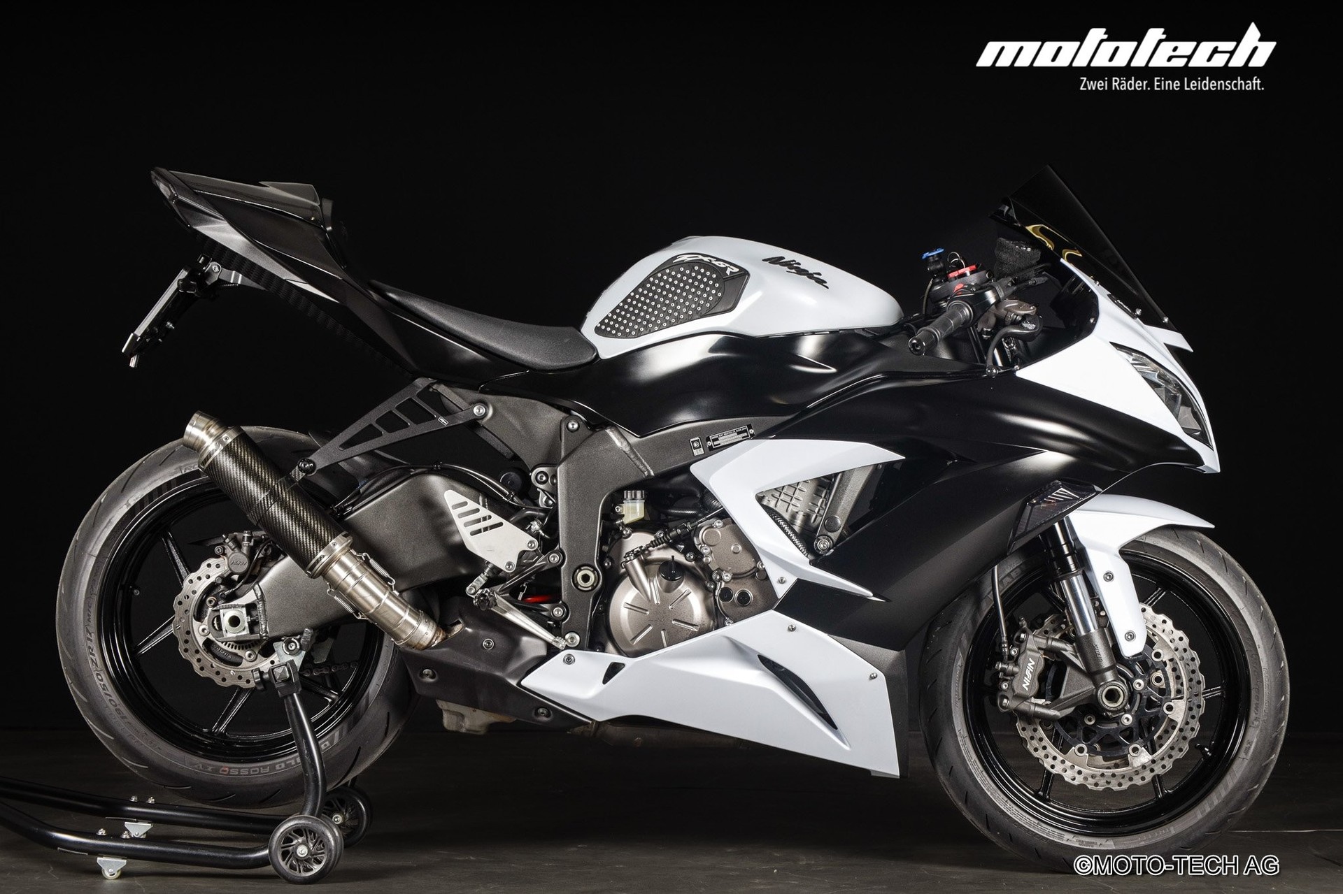 KAWASAKI Ninja ZX-6R (35kW) SC PROJECT-showroom-element-1