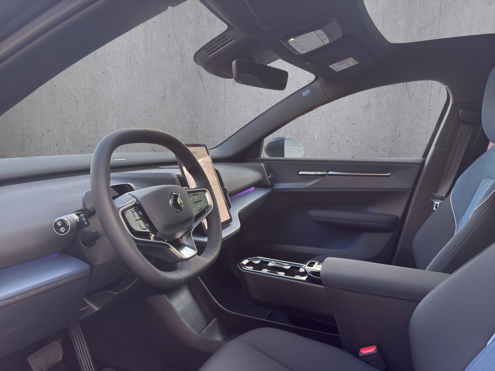 VOLVO EX30 P8 69 kWh AWD Ultra-image-8
