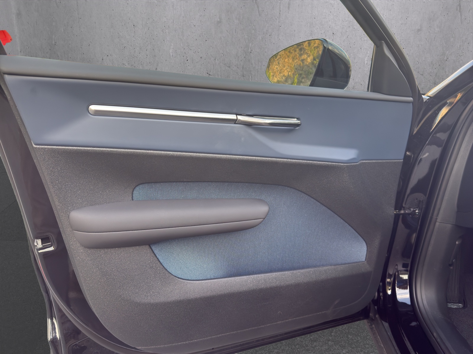 VOLVO EX30 P8 69 kWh AWD Ultra-image-9