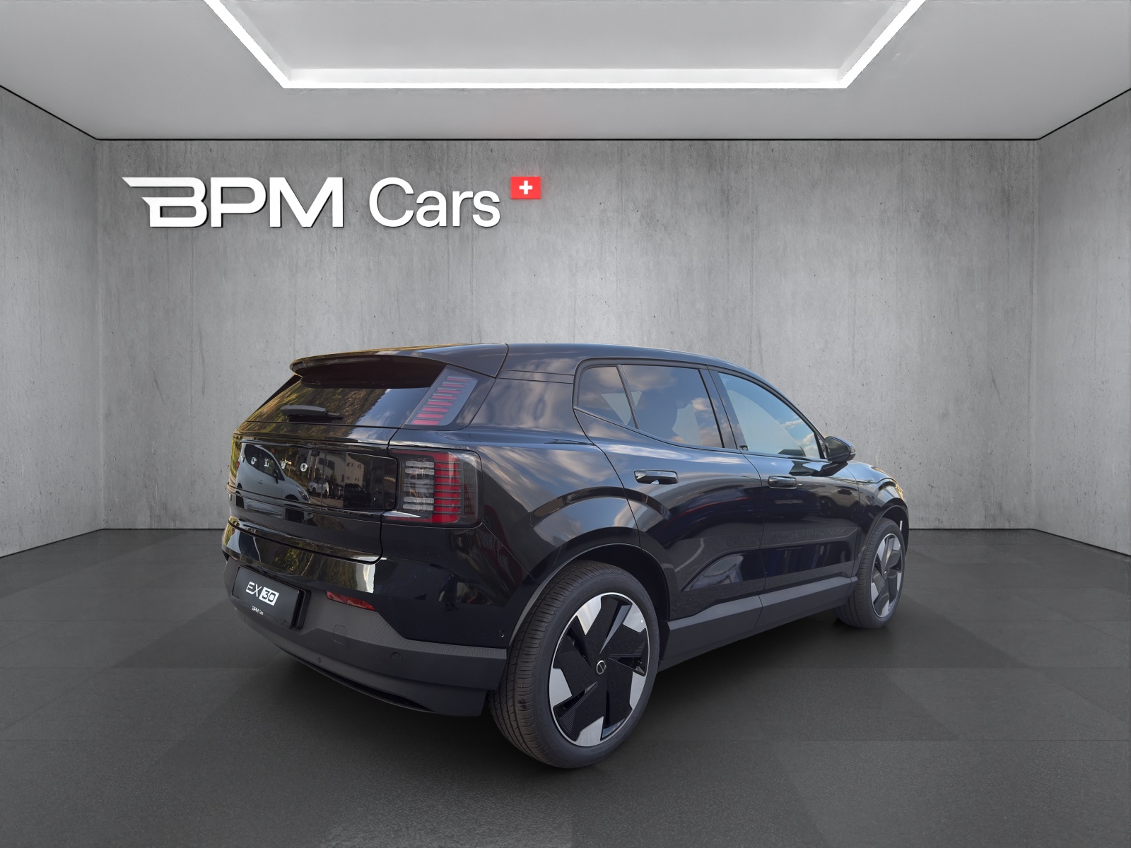 VOLVO EX30 P8 69 kWh AWD Ultra-image-4