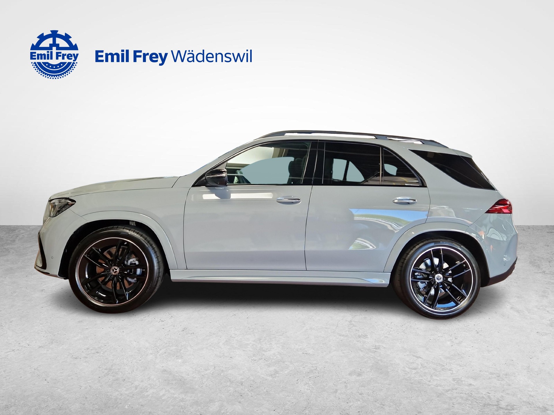 MERCEDES-BENZ GLE 300 d 4MATIC AMG Line-showroom-element-1