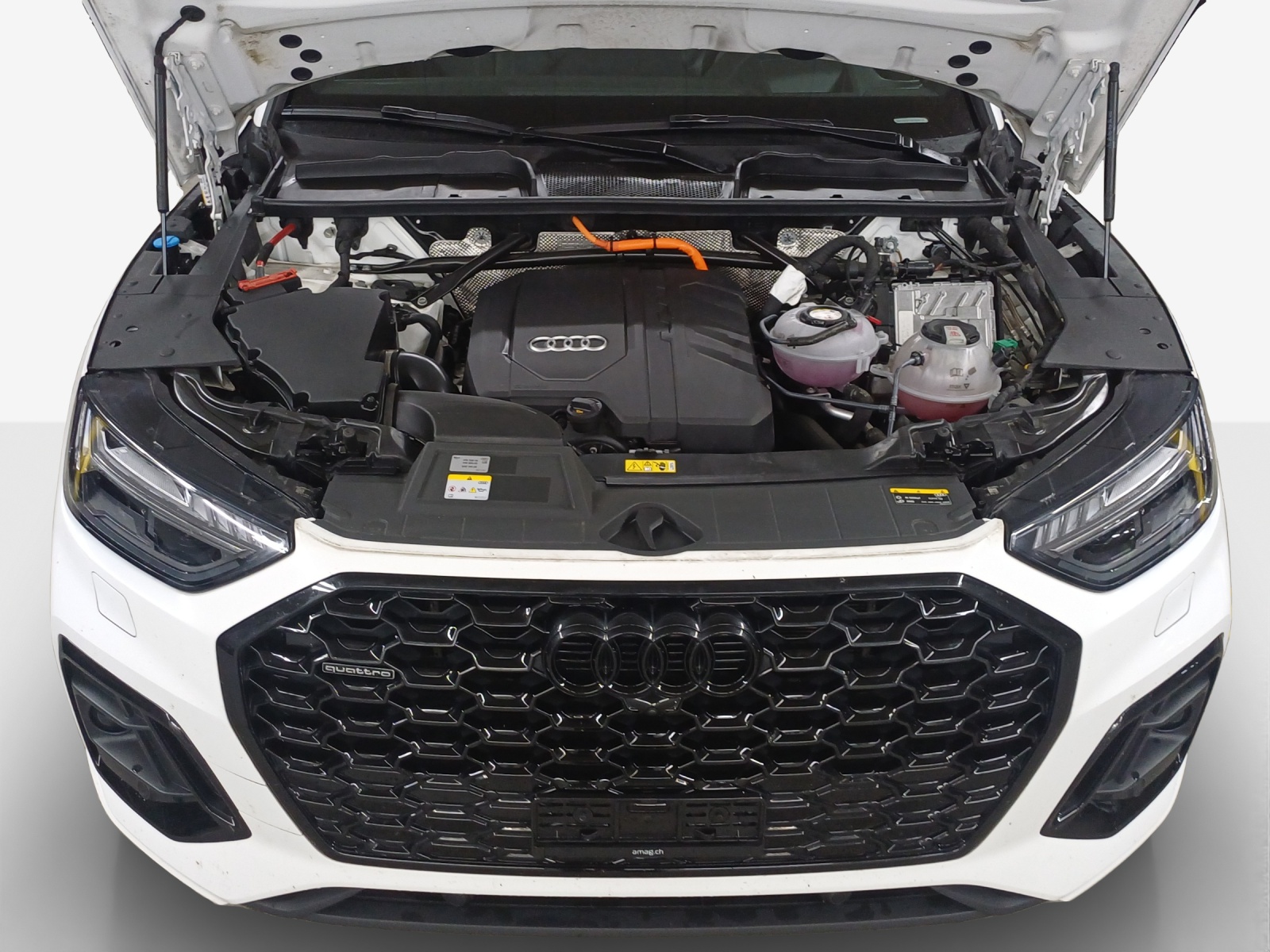 AUDI Q5 Sportback 55 TFSI e PHEV S line quattro S-tronic-image-14