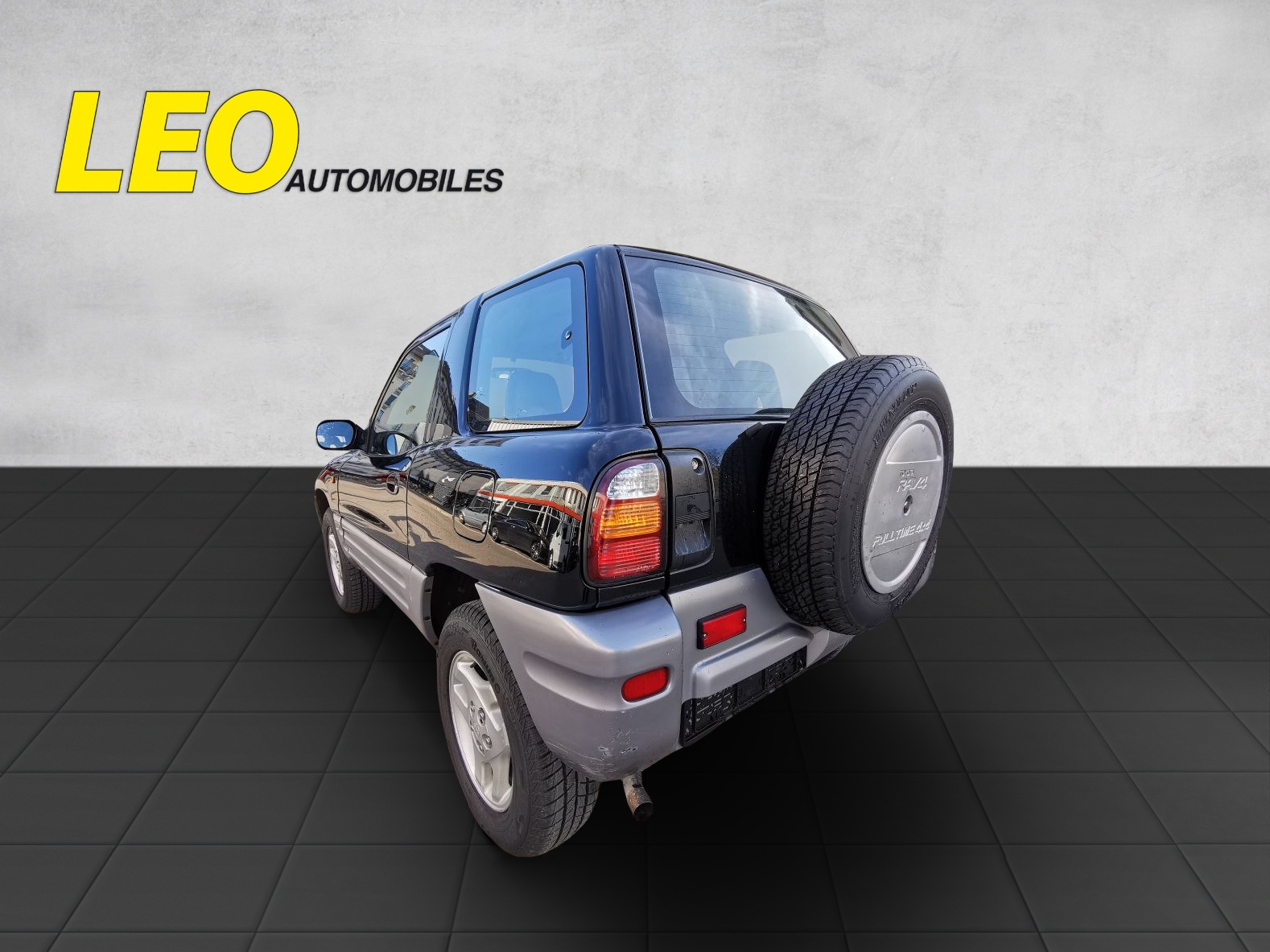 TOYOTA RAV-4 GX-image-2