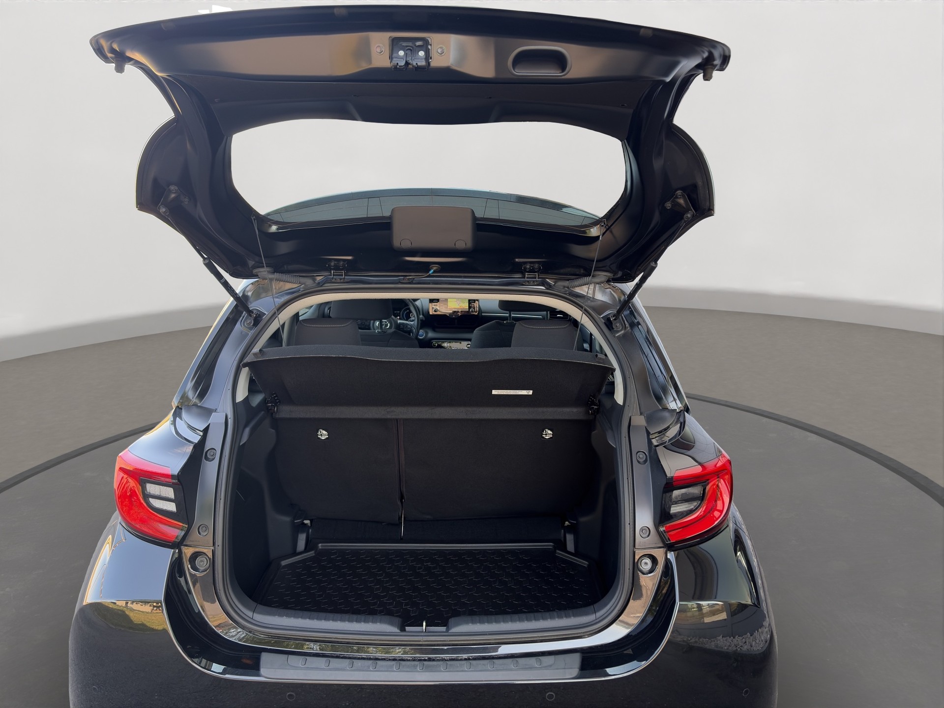 TOYOTA Yaris 1.5 Trend e-CVT-image-5