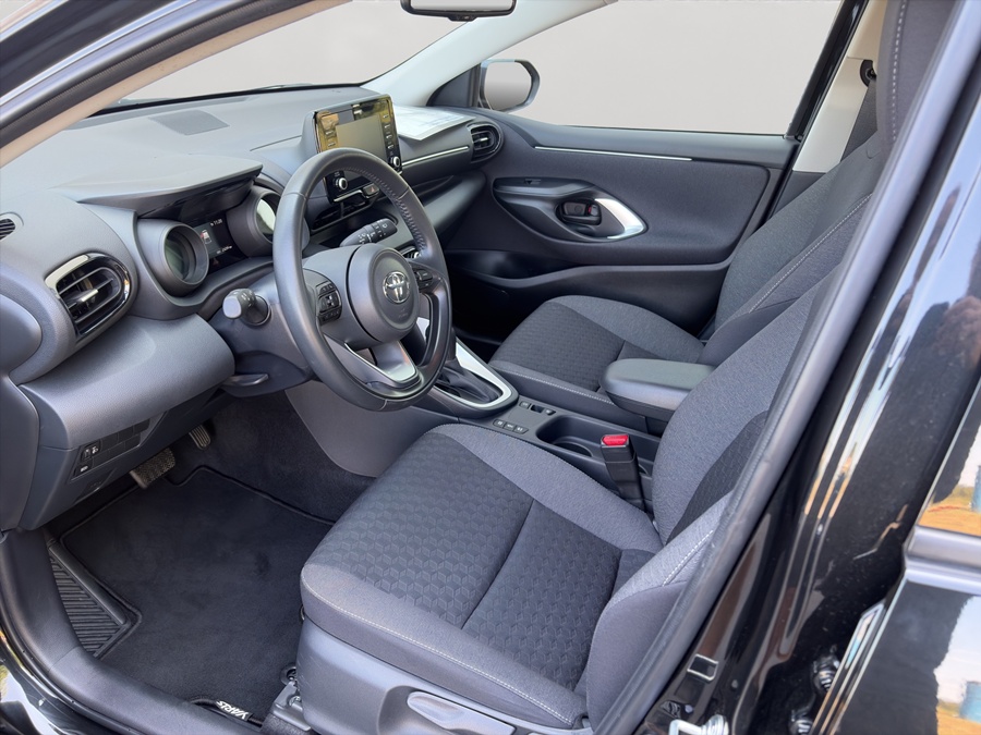TOYOTA Yaris 1.5 Trend e-CVT-image-7