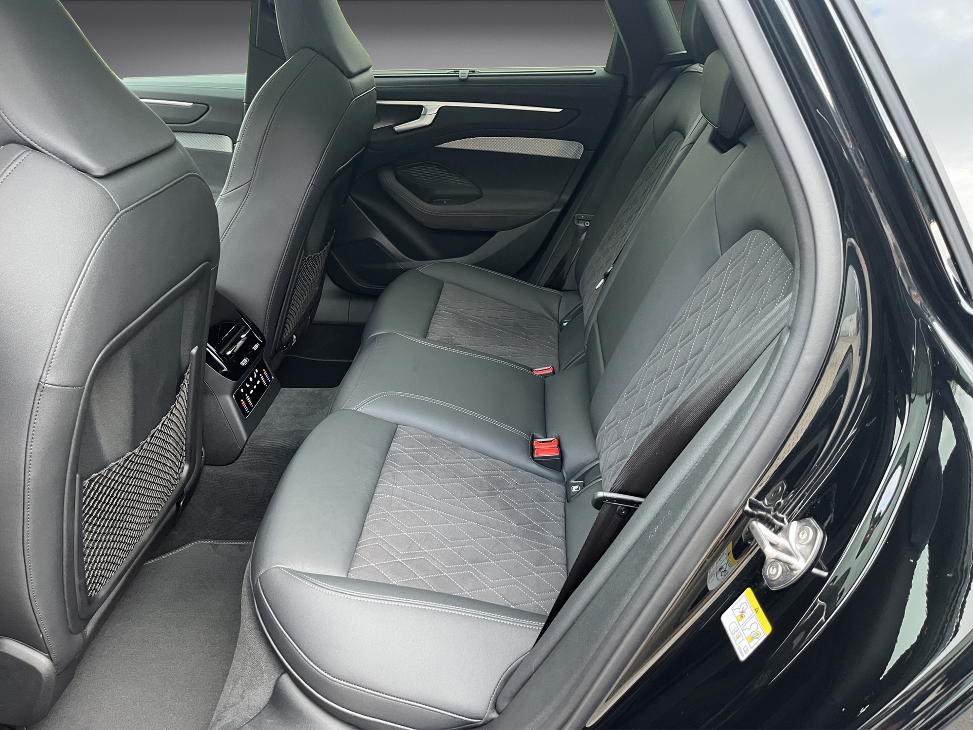 AUDI A6 Avant TFSI quattro 270 kW S tronic*New Modell*Mitternachtsgrün, Panodach, AHK, Optikpaket-schwarz, (5-Jahre Garantie)-image-11
