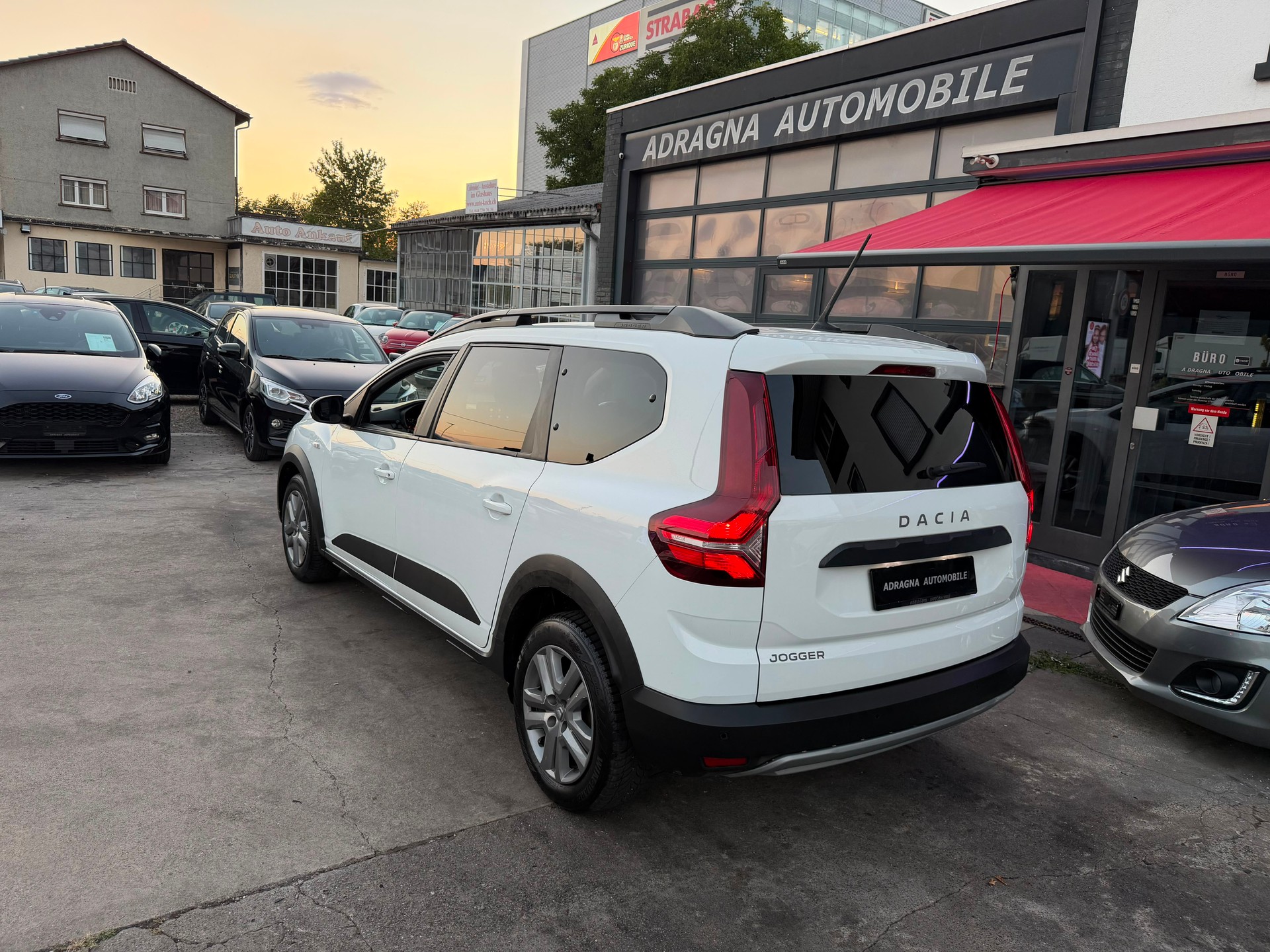 DACIA Jogger TCe 110 Comfort 7Plätzer-image-4