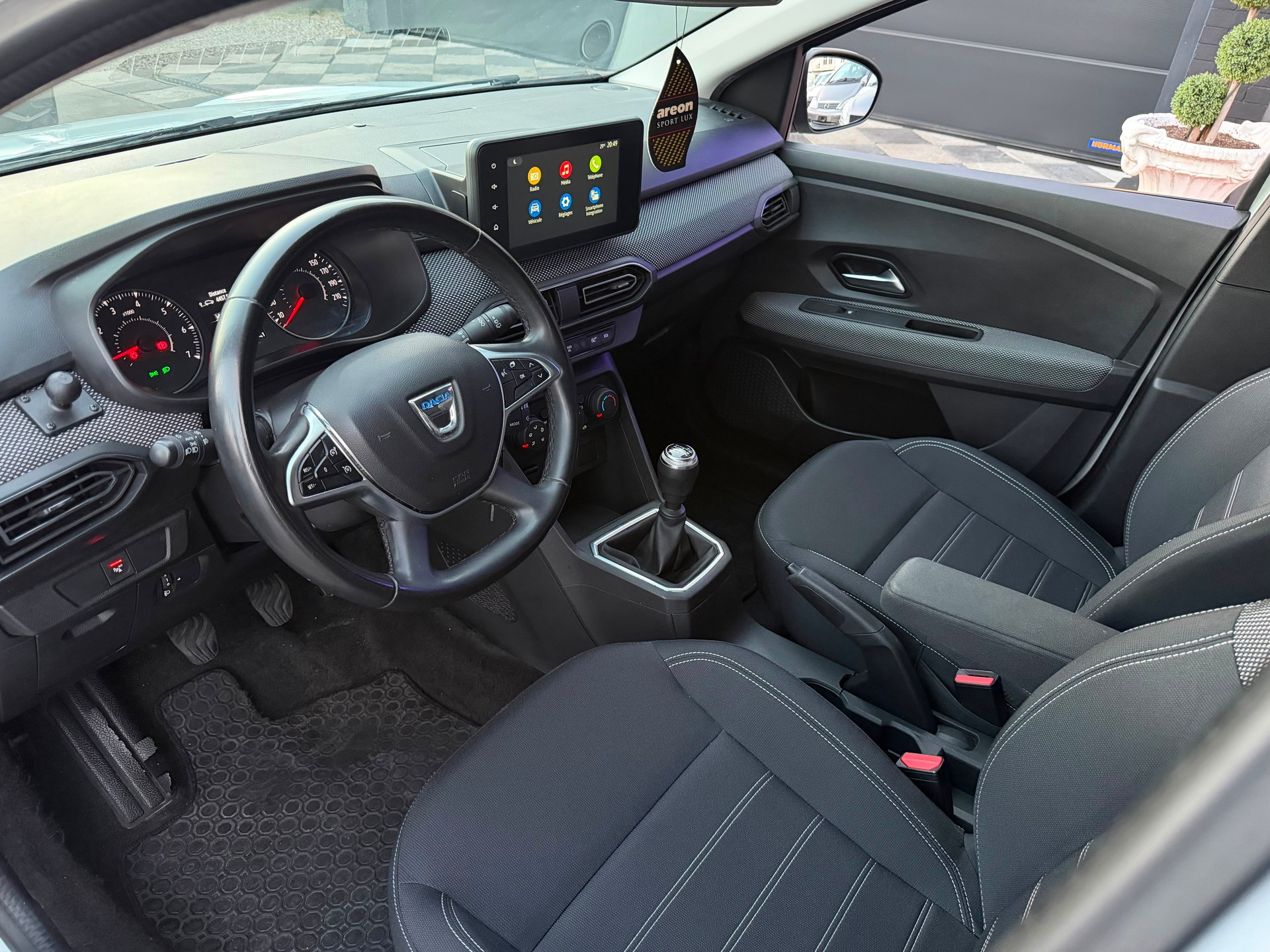 DACIA Jogger TCe 110 Comfort 7Plätzer-image-8