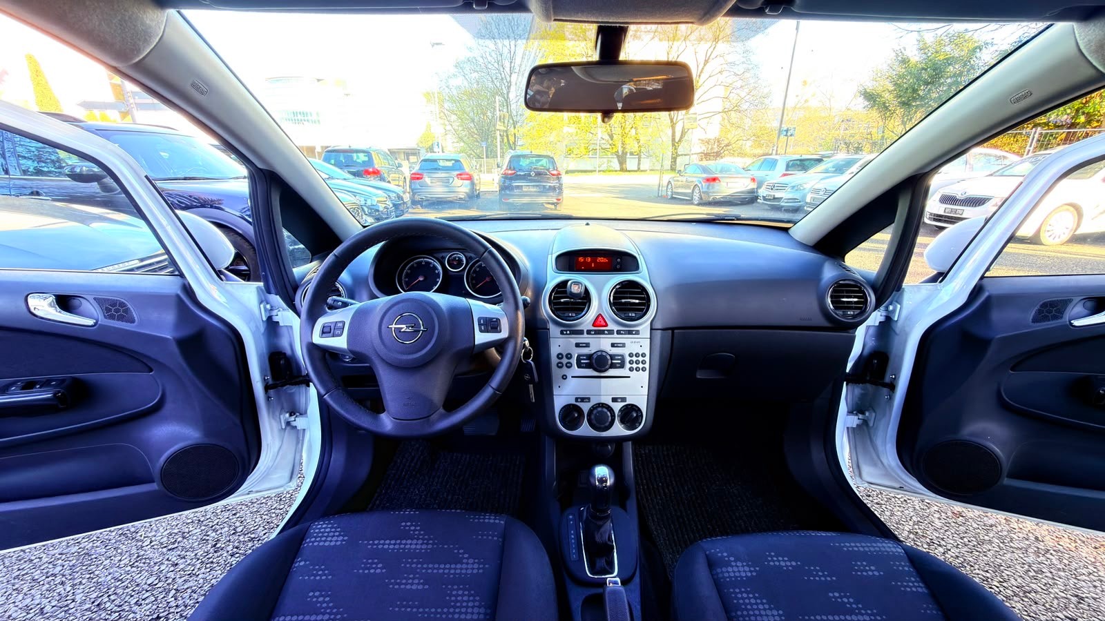 OPEL Corsa 1.4 TP Sport Automatic-image-7