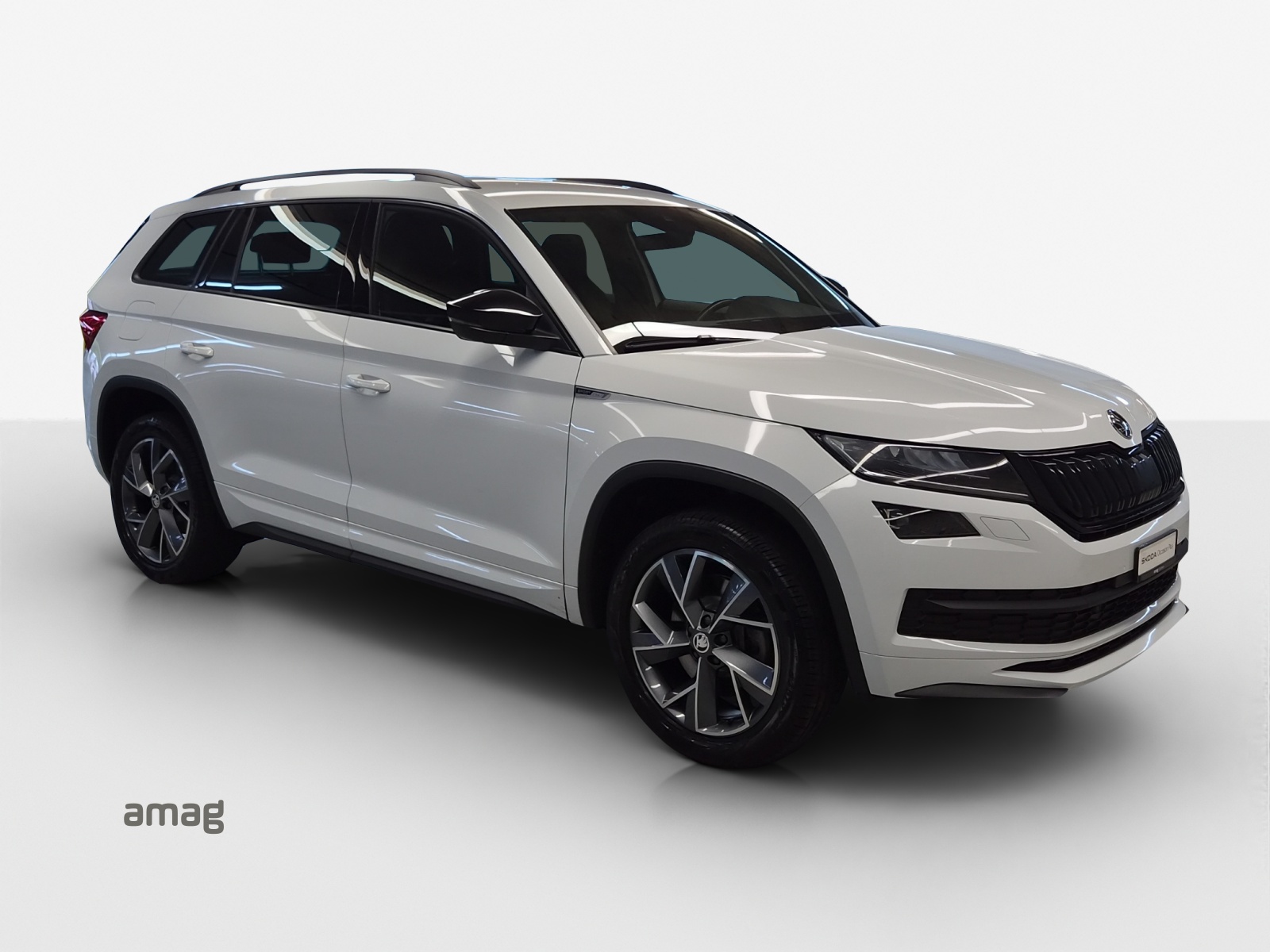 SKODA Kodiaq 2.0 TSI 4x4 Sport Line-image-5