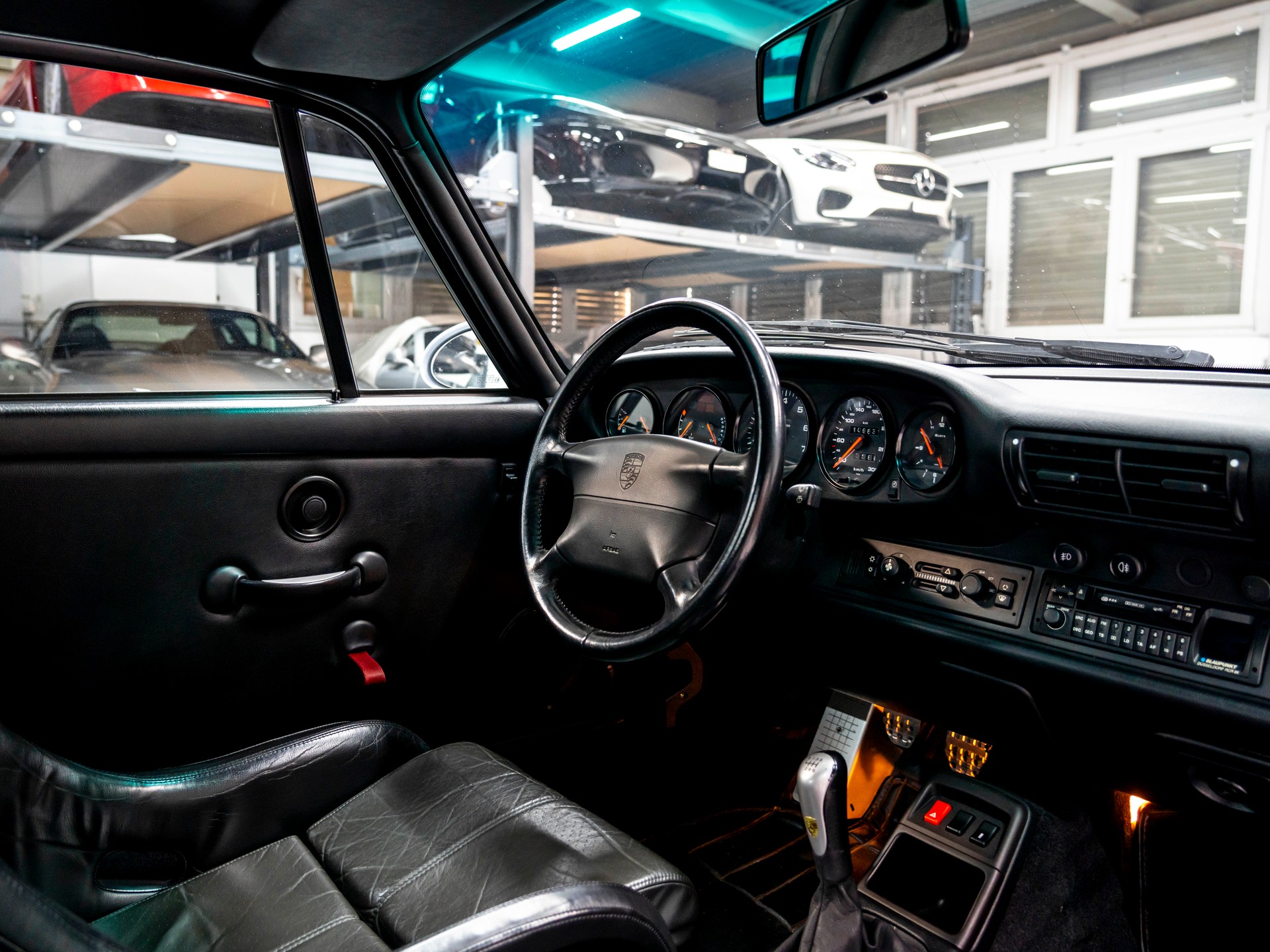 PORSCHE 911 Carrera RS-image-28