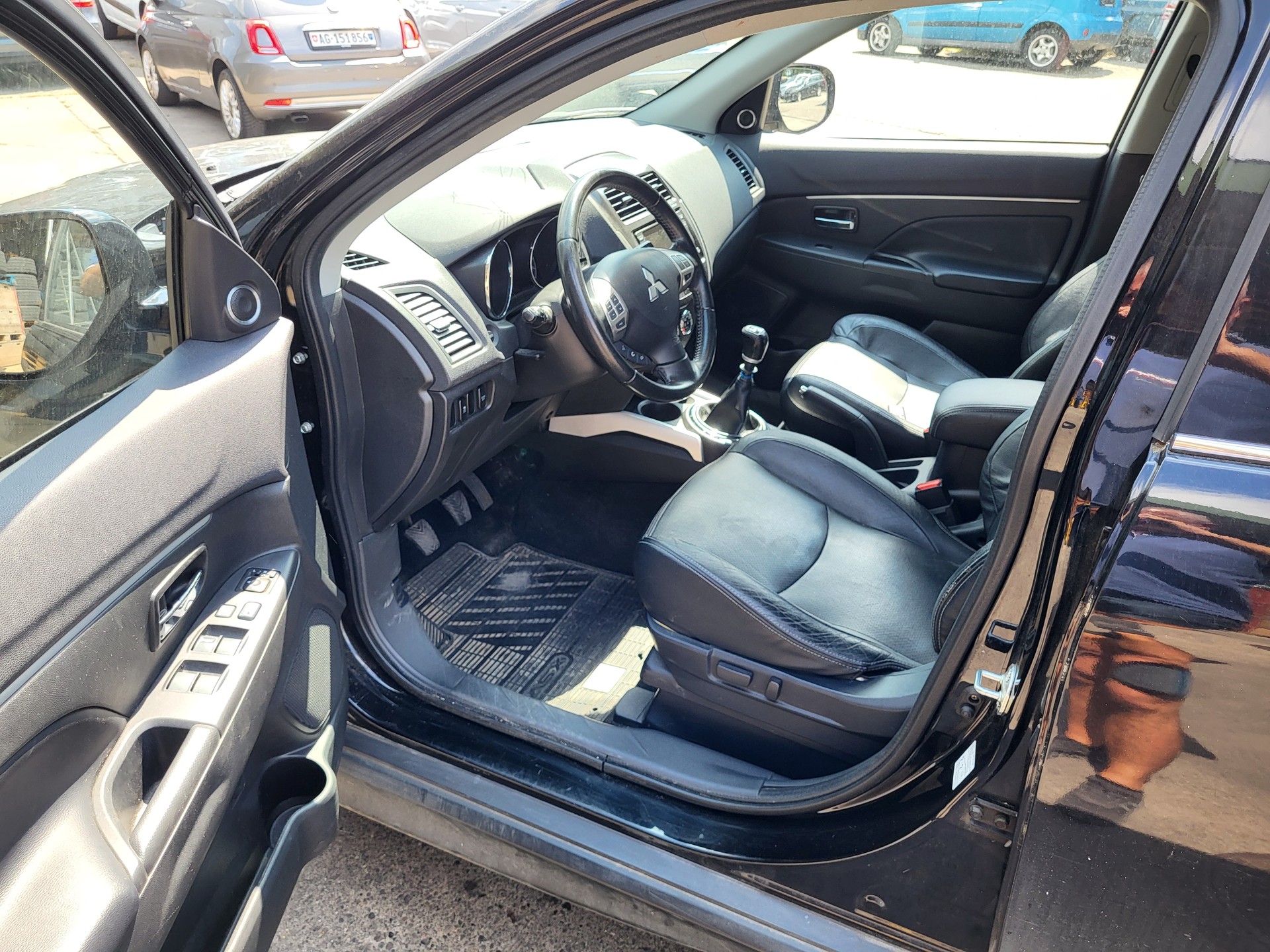 MITSUBISHI ASX 1.8 DID Intense 4WD-image-13