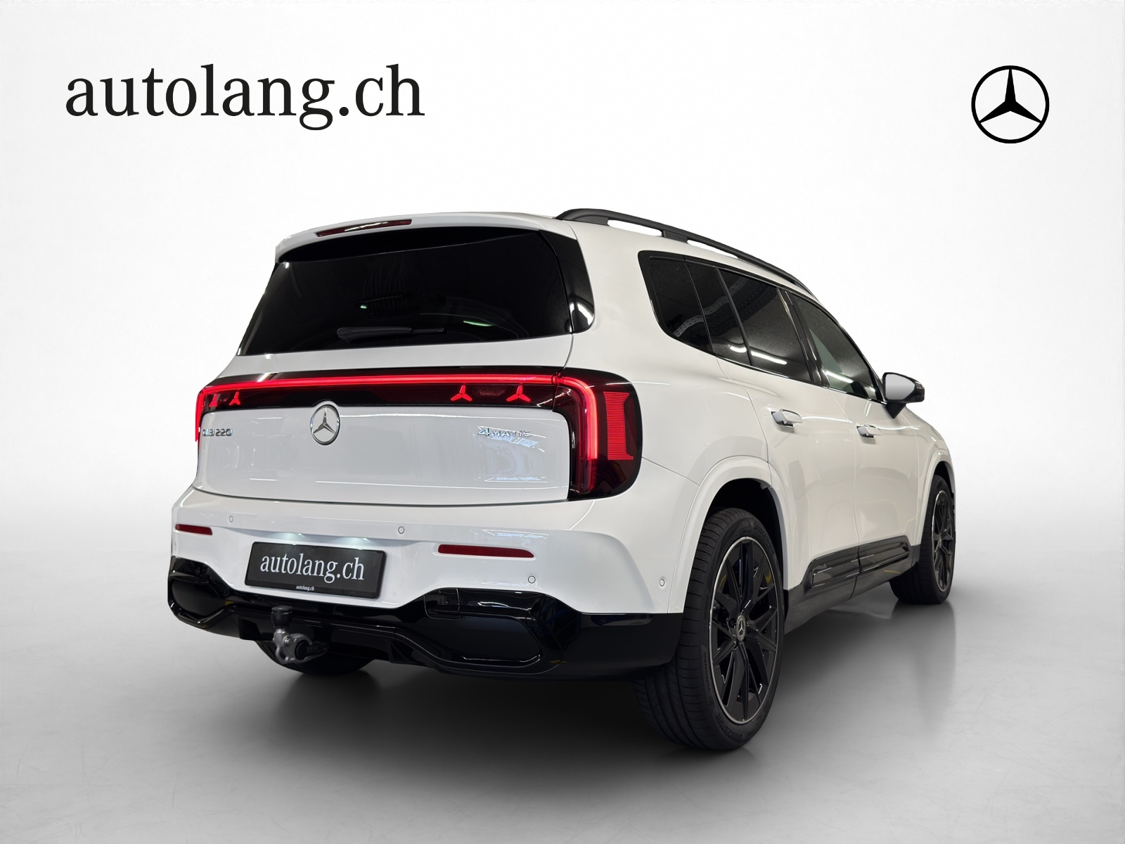 MERCEDES-BENZ GLB 220 AMG Line 4Matic-image-4