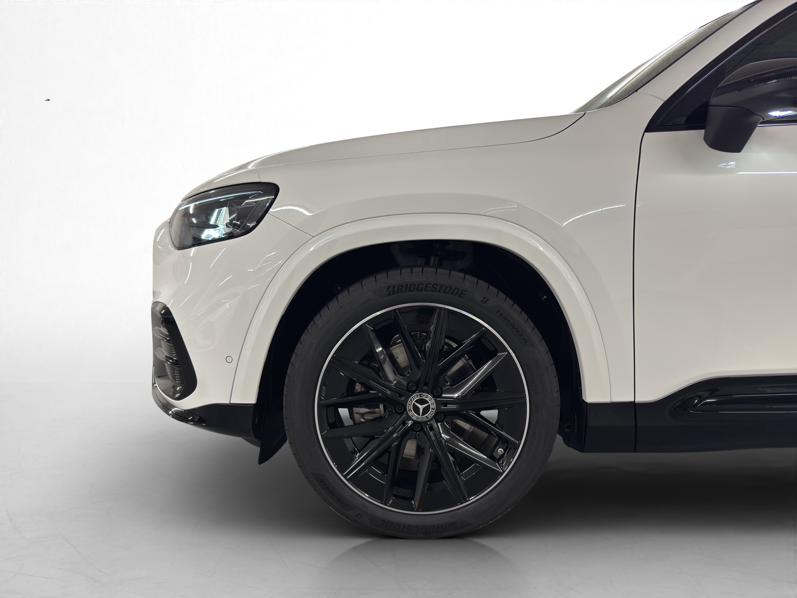 MERCEDES-BENZ GLB 220 AMG Line 4Matic-image-7