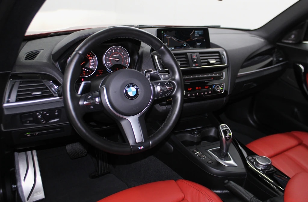 BMW M235i xDrive Steptronic kompletter M Performance ohne OPF / CH-Fahrzeug-image-12