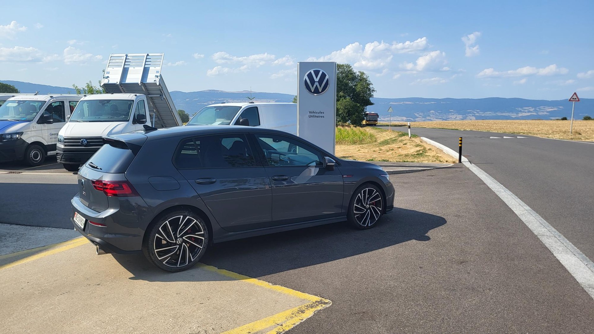 VW Golf 2.0 TSI GTI DSG-image-1