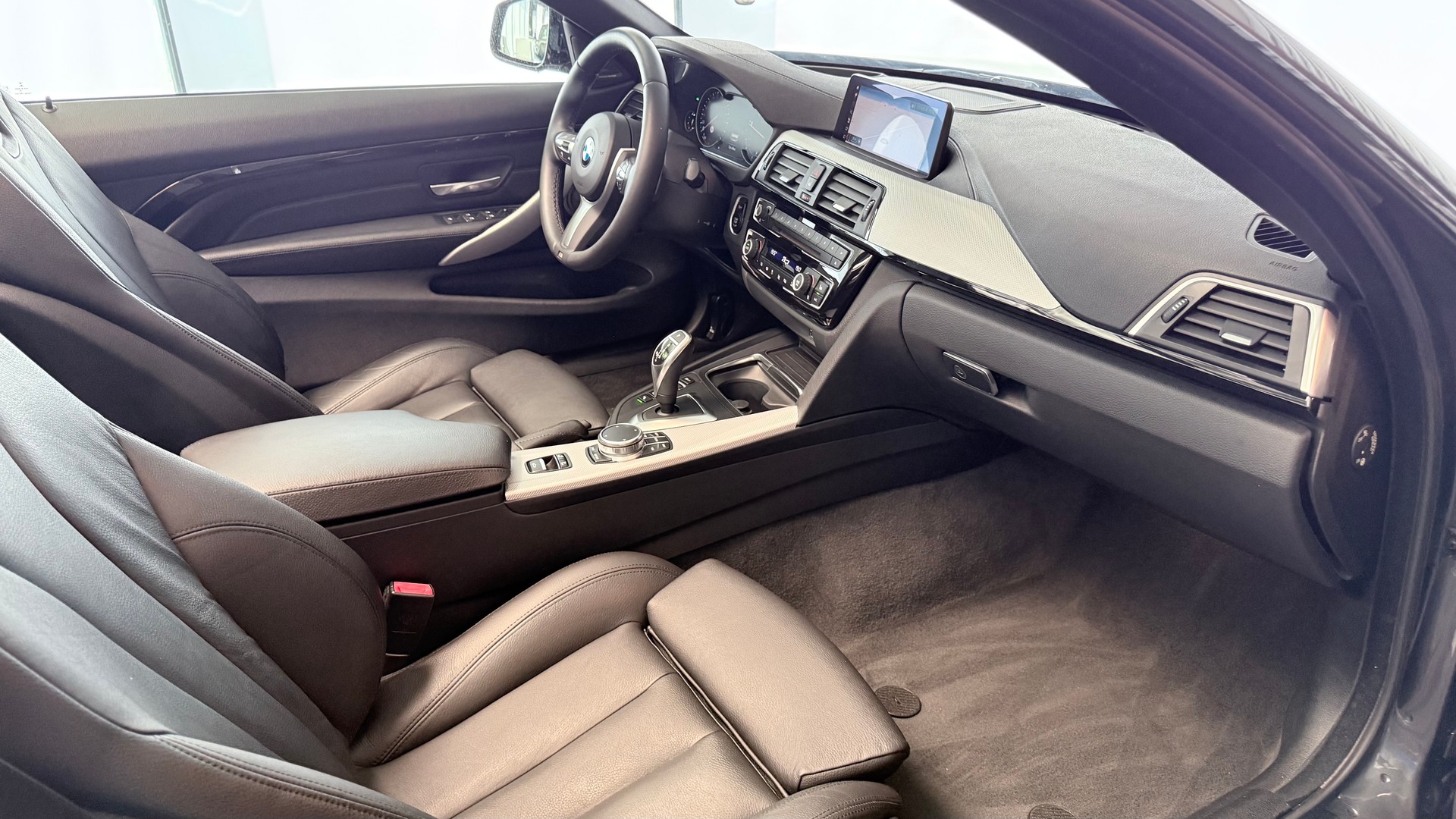 BMW 420d SAG Cabrio-image-23