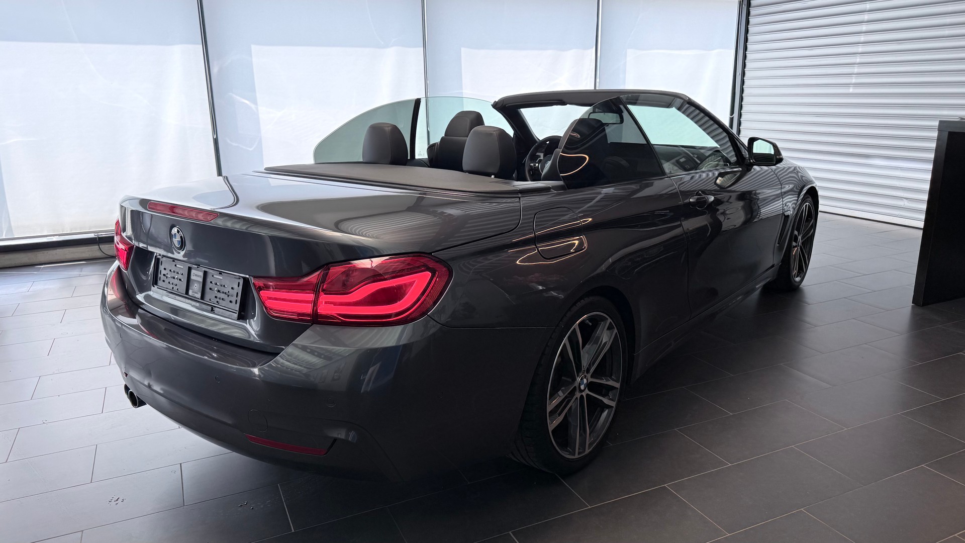 BMW 420d SAG Cabrio-image-21