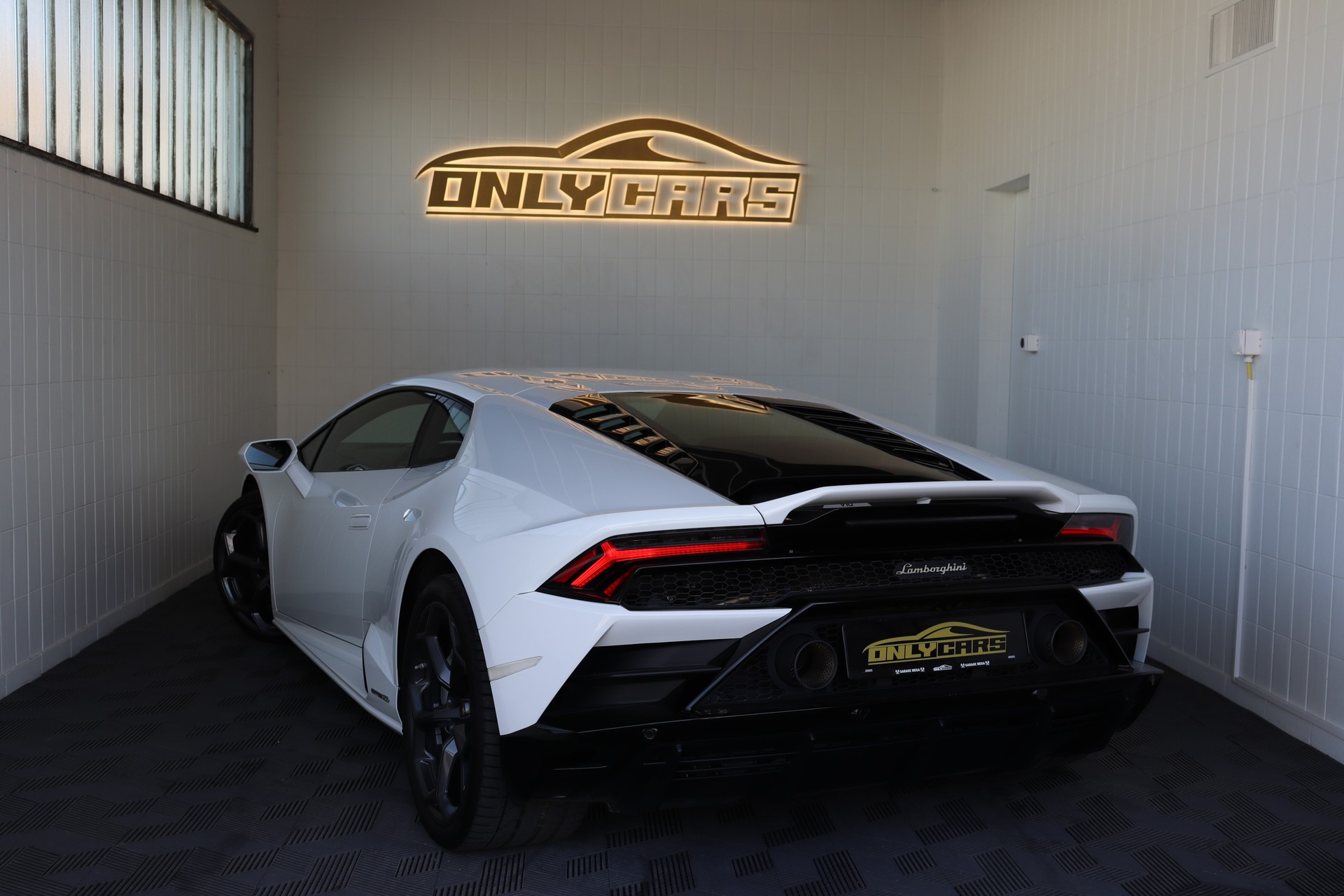 LAMBORGHINI Huracan EVO Coupé DCT-image-7