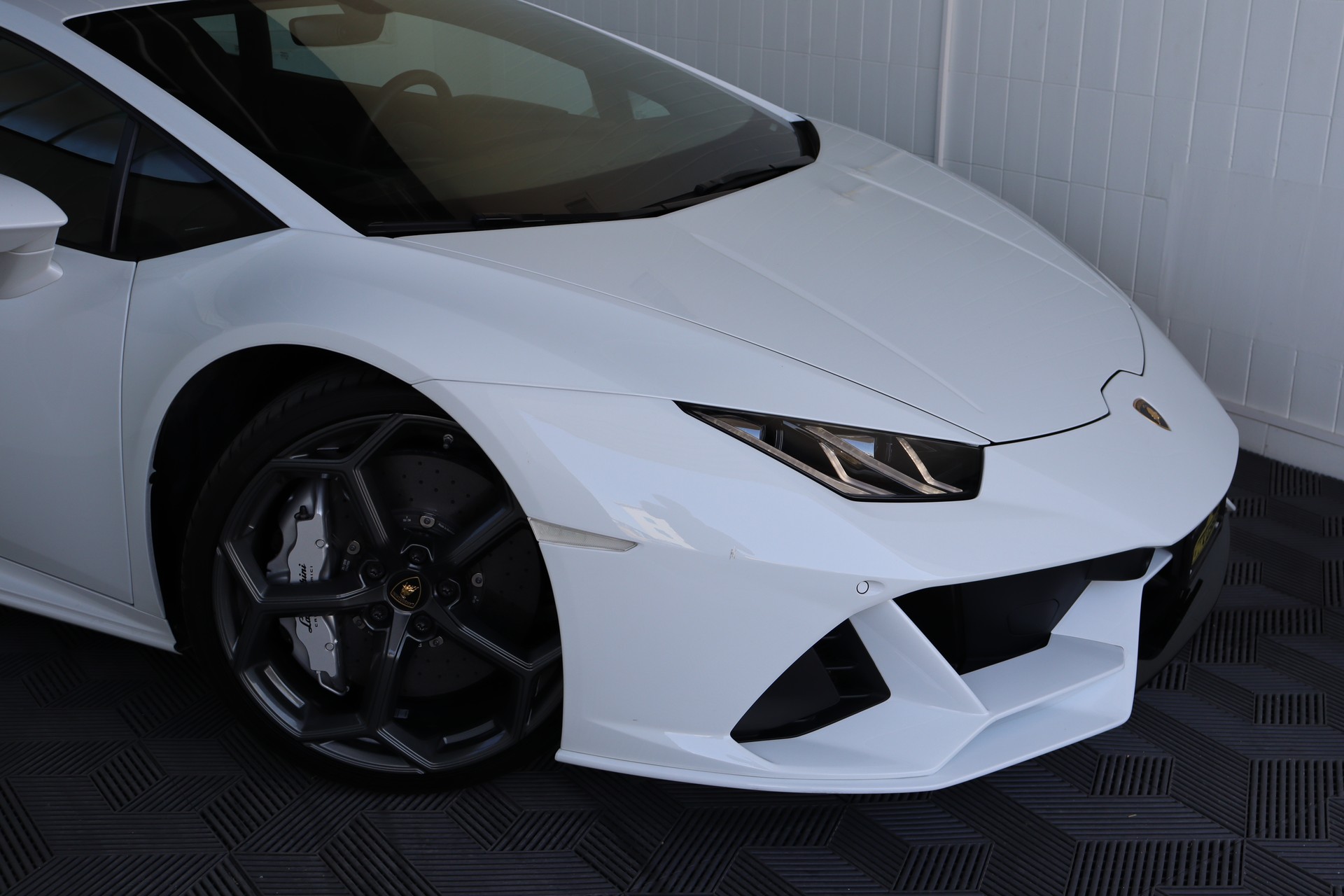 LAMBORGHINI Huracan EVO Coupé DCT-image-4