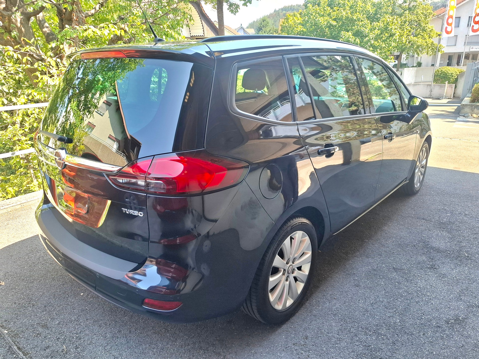 OPEL Zafira Tourer 1.4i 16V Turbo Sport Automatic-image-1