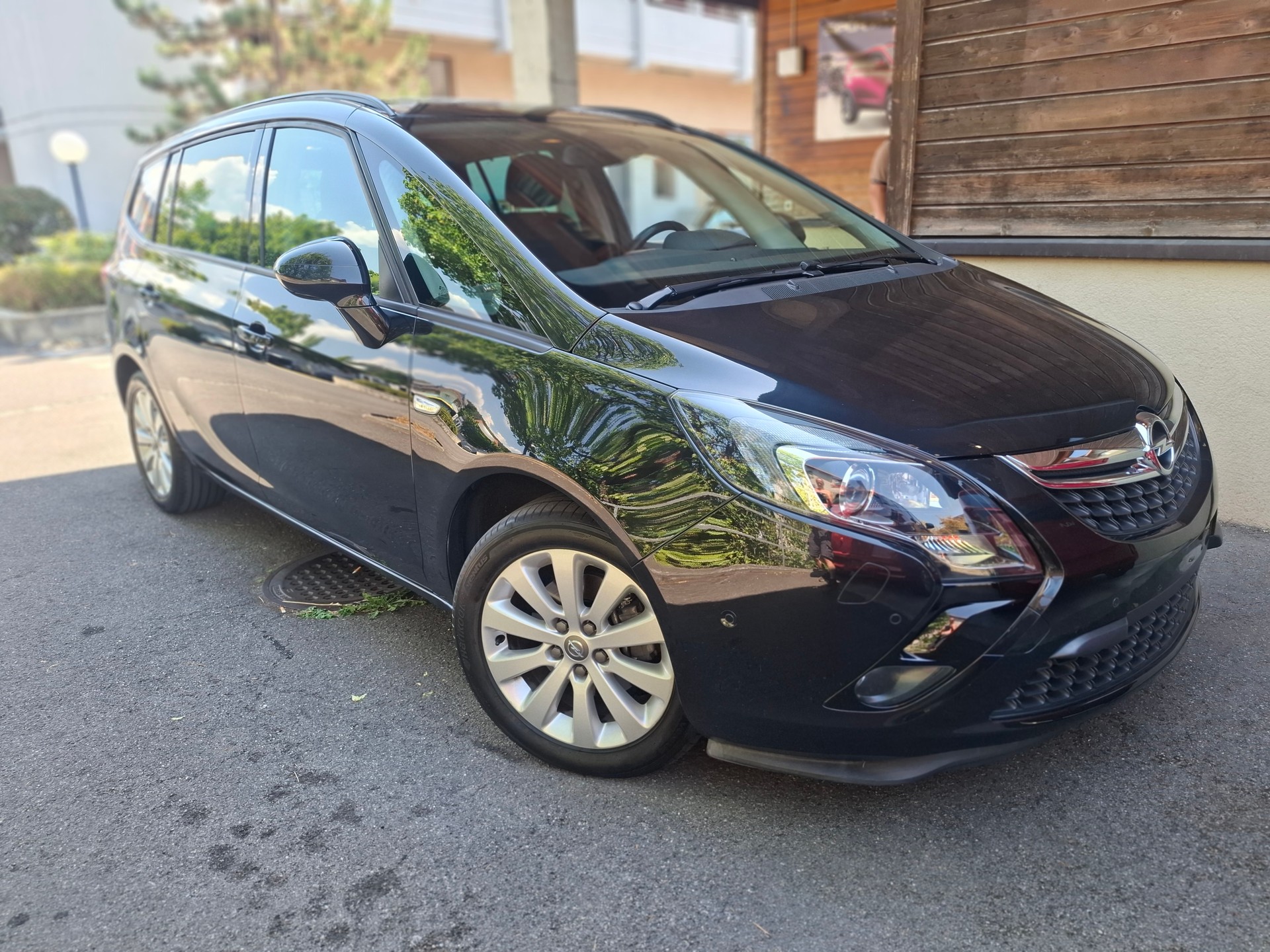 OPEL Zafira Tourer 1.4i 16V Turbo Sport Automatic-image-0