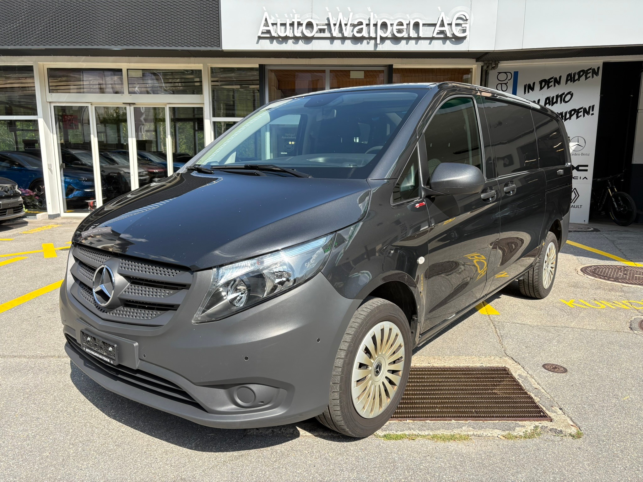 MERCEDES-BENZ 111 CDI — slika 8