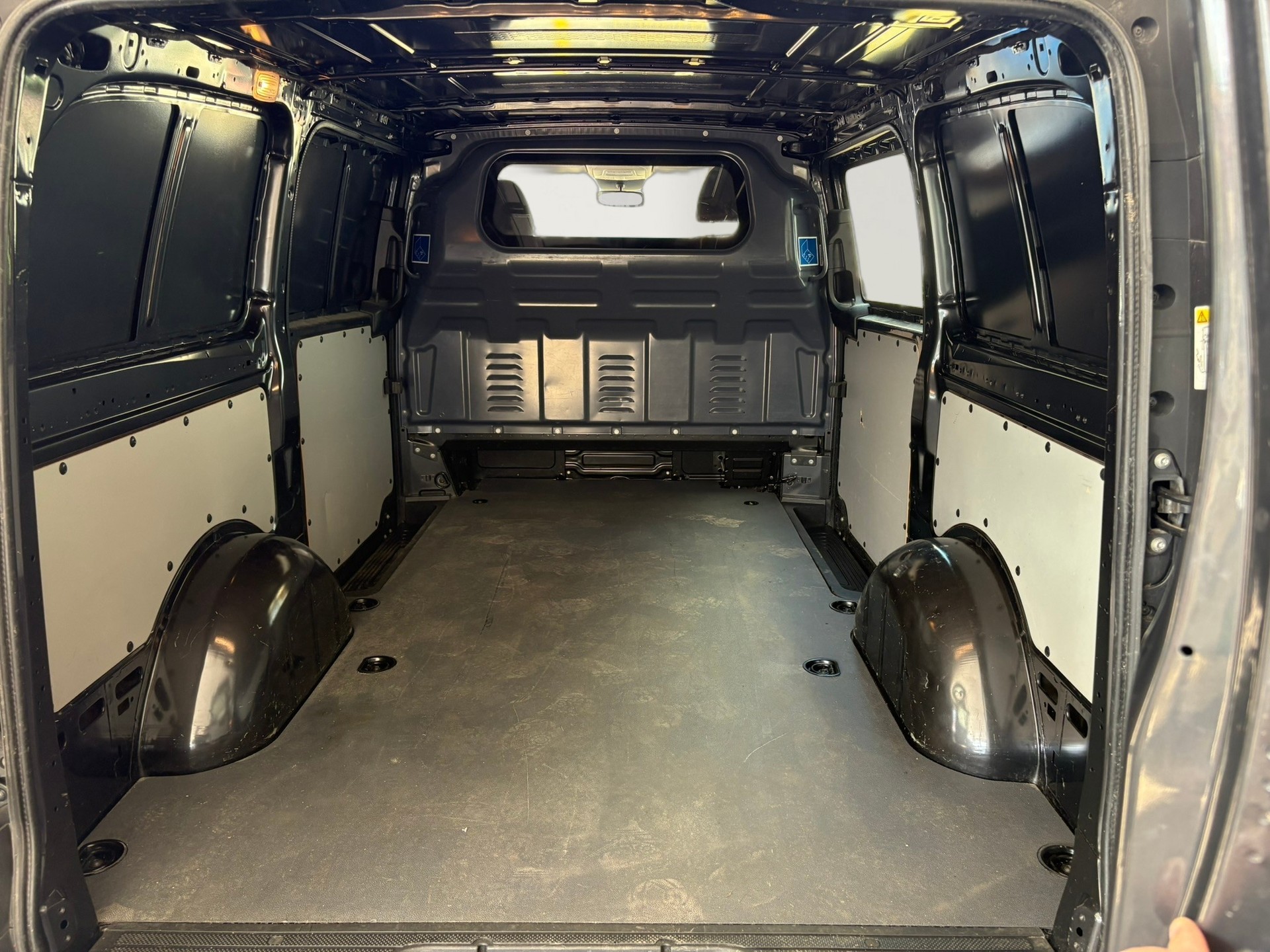 MERCEDES-BENZ Vito 114 CDI L 9G 4M Pro-image-15