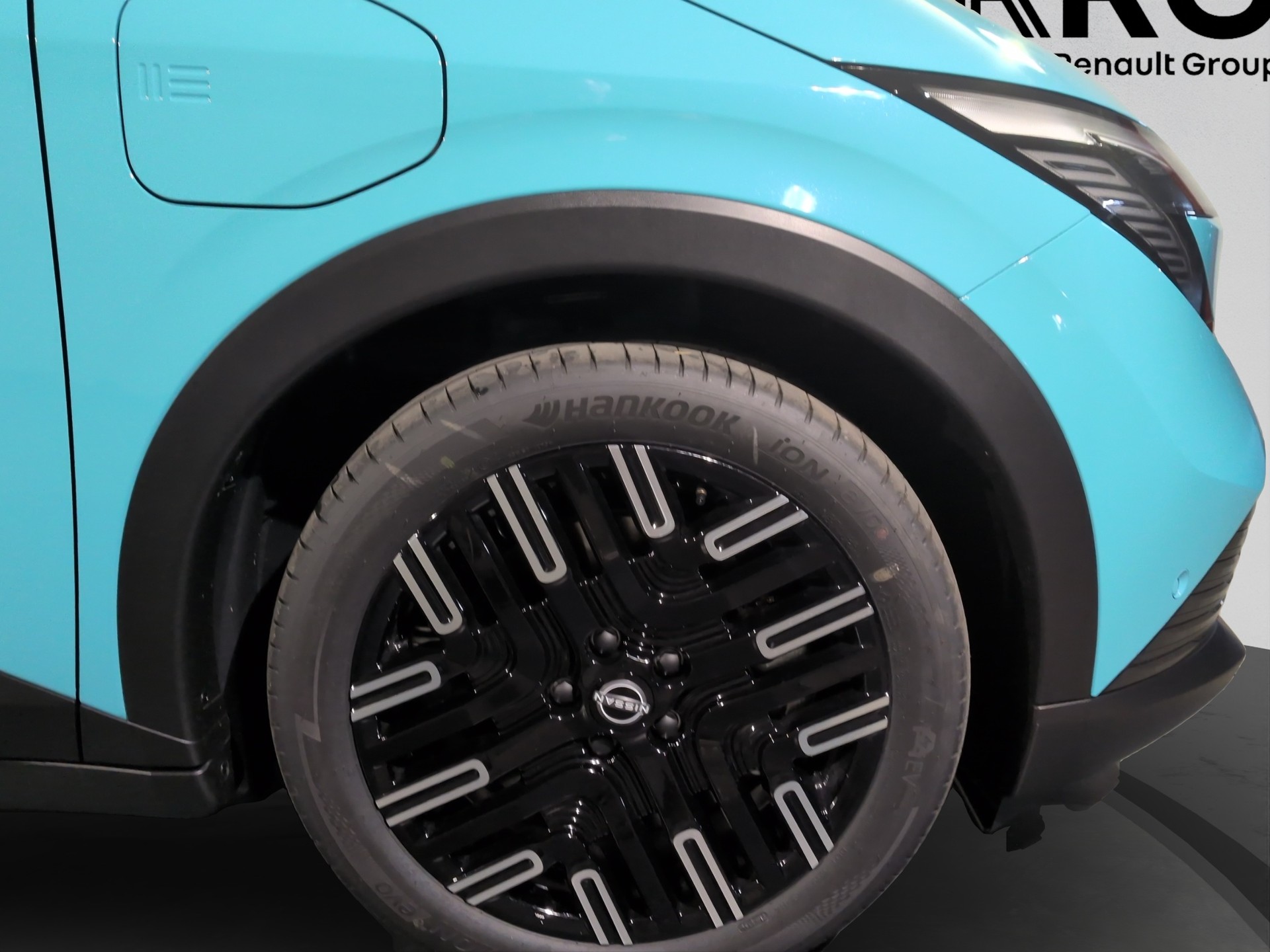 NISSAN Leaf 75 kWh Evolve-image-13