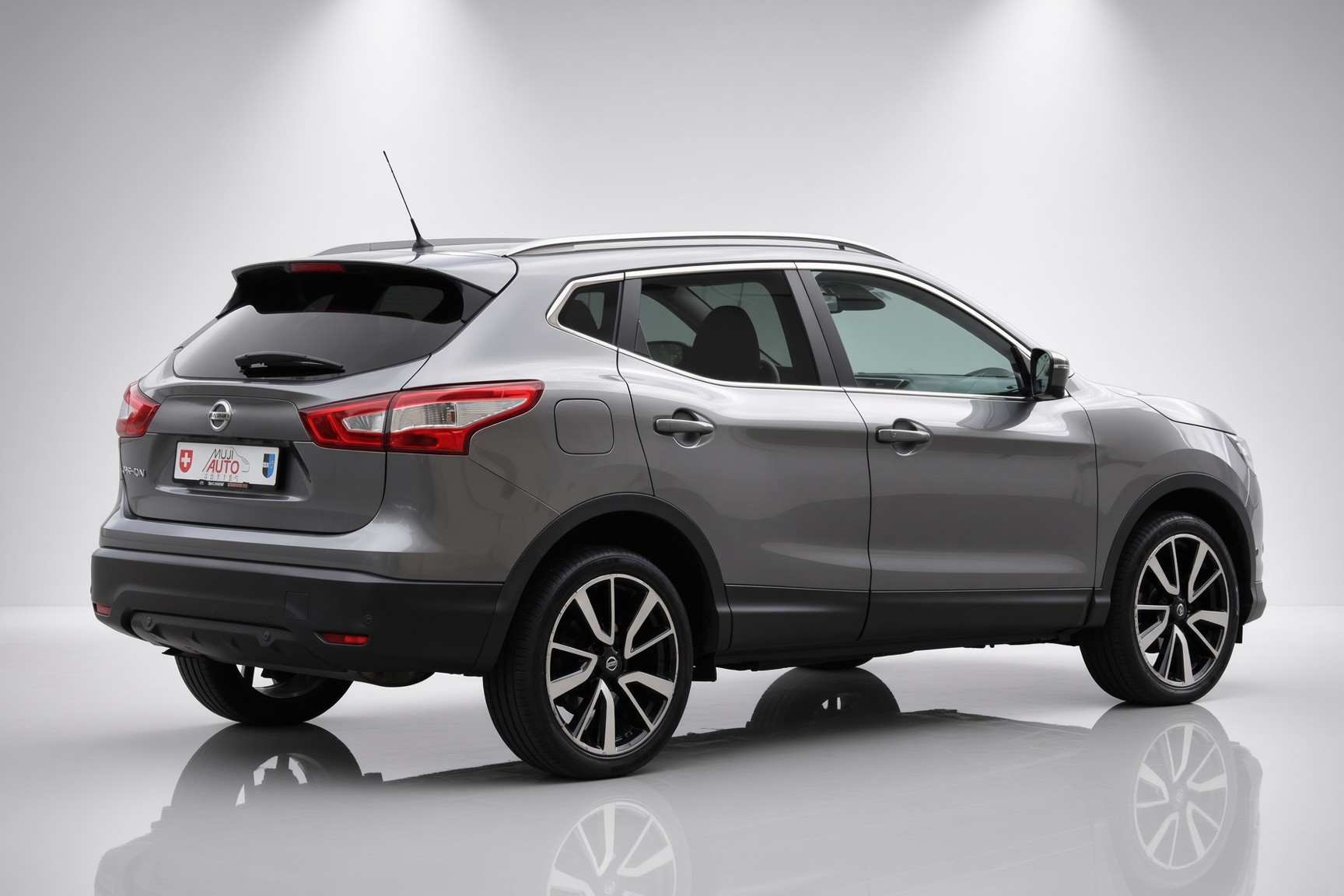 NISSAN Qashqai 1.6 dCi tekna Xtronic CVT-image-4