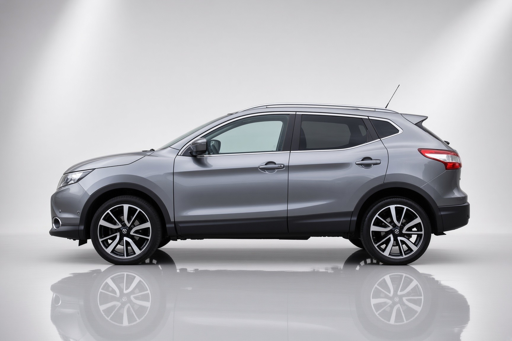 NISSAN Qashqai 1.6 dCi tekna Xtronic CVT-image-1